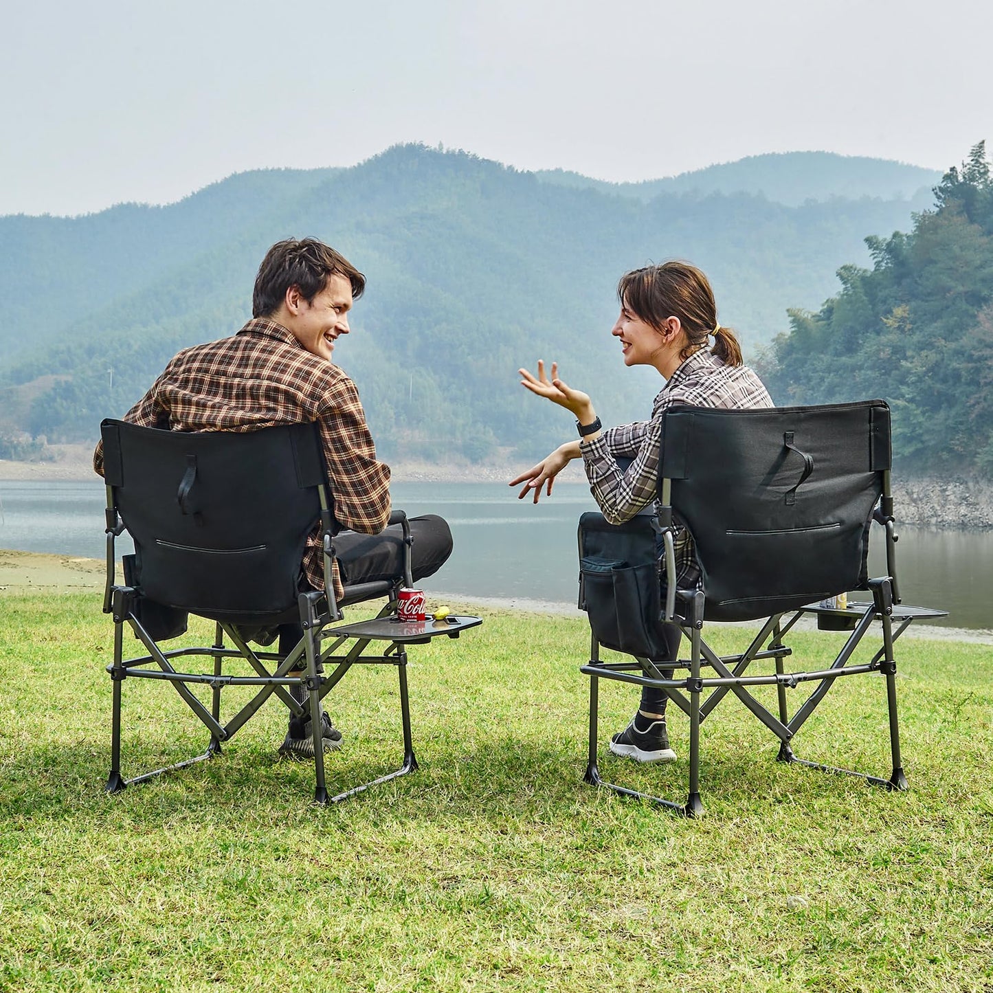 EVER ADVANCED Camping Directors' Chair with Side Table, Portable Folding with Compact Size, Heavy Duty Lawn Chair with Pocket for Camping, Lawn, Sports and Fishing, 400lbs, Black