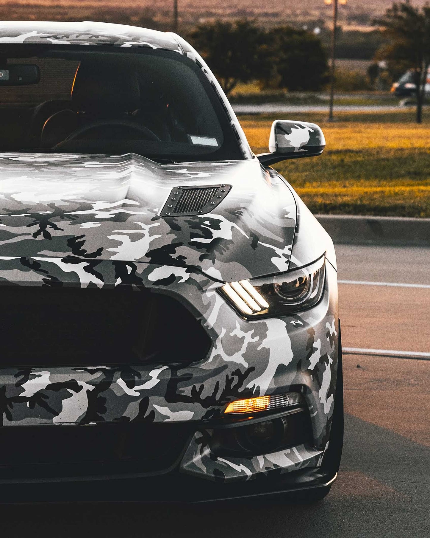 VViViD Vinyl Camouflage Pattern Wrap Air-Release Adhesive Film Sheets (30ft x 5ft, Snow Camouflage)