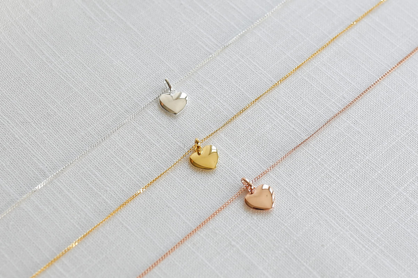 LUUK LIFESTYLE Feminine Necklace with love pendant, HAPPINESS gift card, 925 sterling silver, trendy look, adjustable 19” chain, women's fashion, Valentine's Day gift, birthday, friend, gold