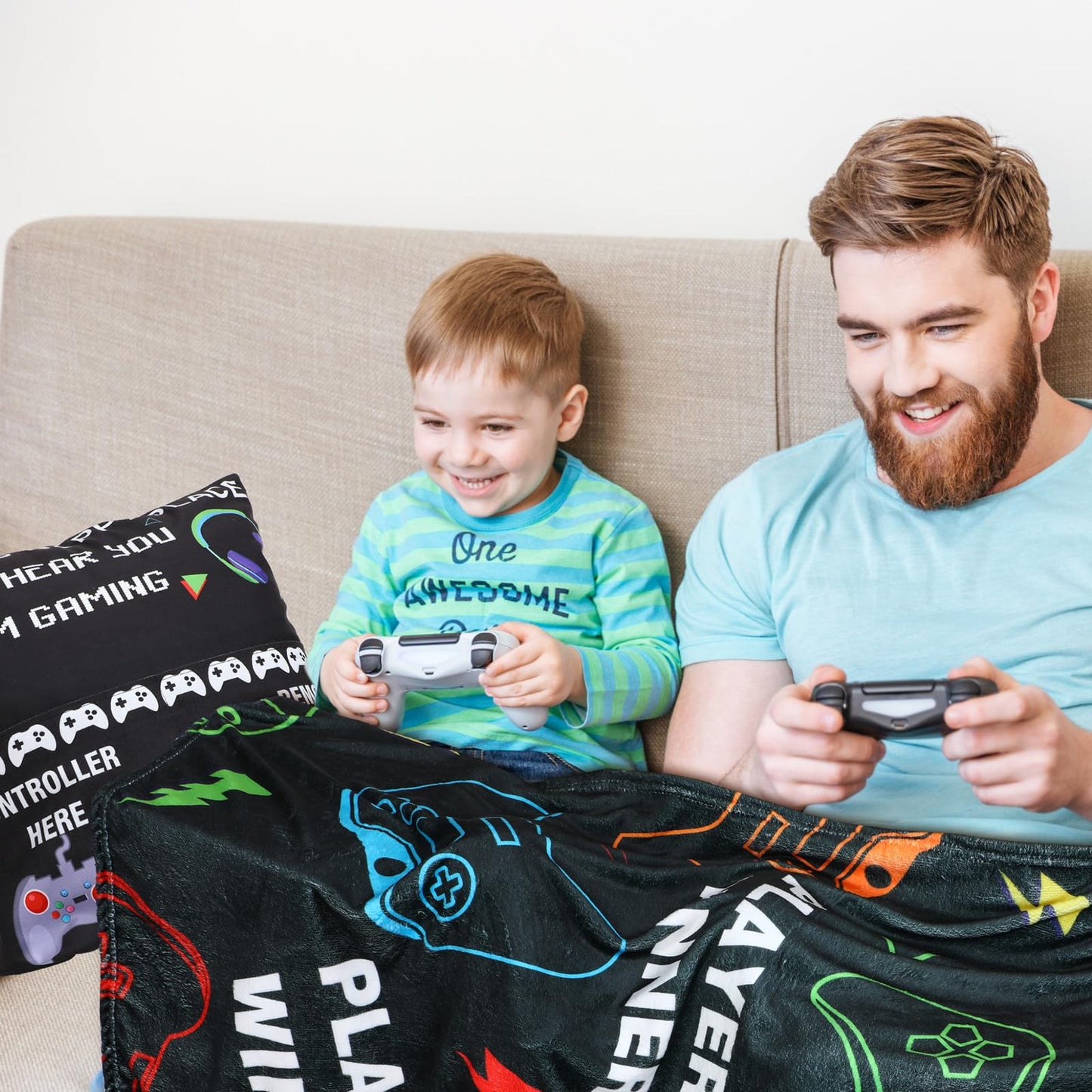 Ziliny 6 Pcs Gamer Gifts Sets for Boys Gaming Throw Blanket Tumblers Funny Pillow Covers Socks Keychain and Gifts Box for Boys Men Teen Gamer Lover