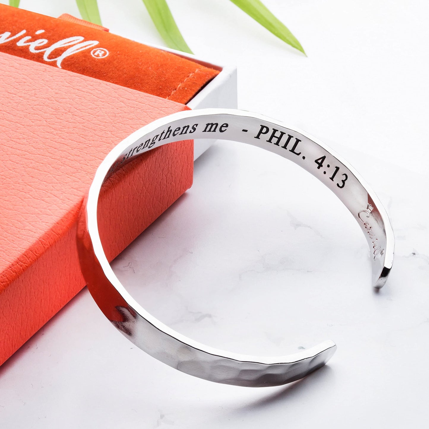 Carviell Faith Christian Bracelet for Women & Teens – 'I Can Do All Things Through Christ' Philippians Cuff – Bible Verse Jewelry, Inspirational Religious Gift, Encouragement Bracelet for Baptism or Confirmation
