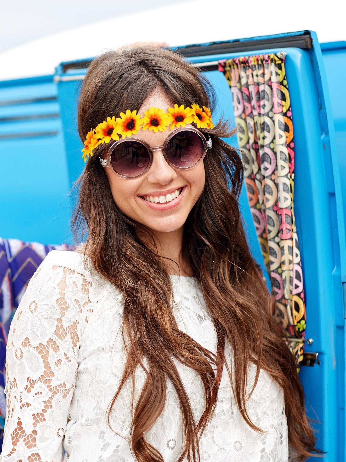 WILLBOND 8 Pcs Sunflower Headbands for Women Crown Daisy Flower Hair Wreath Adjustable Floral Bridal Bands Headpiece for Hippie Party Wedding Festivals Photo Props Decoration(White, Yellow)