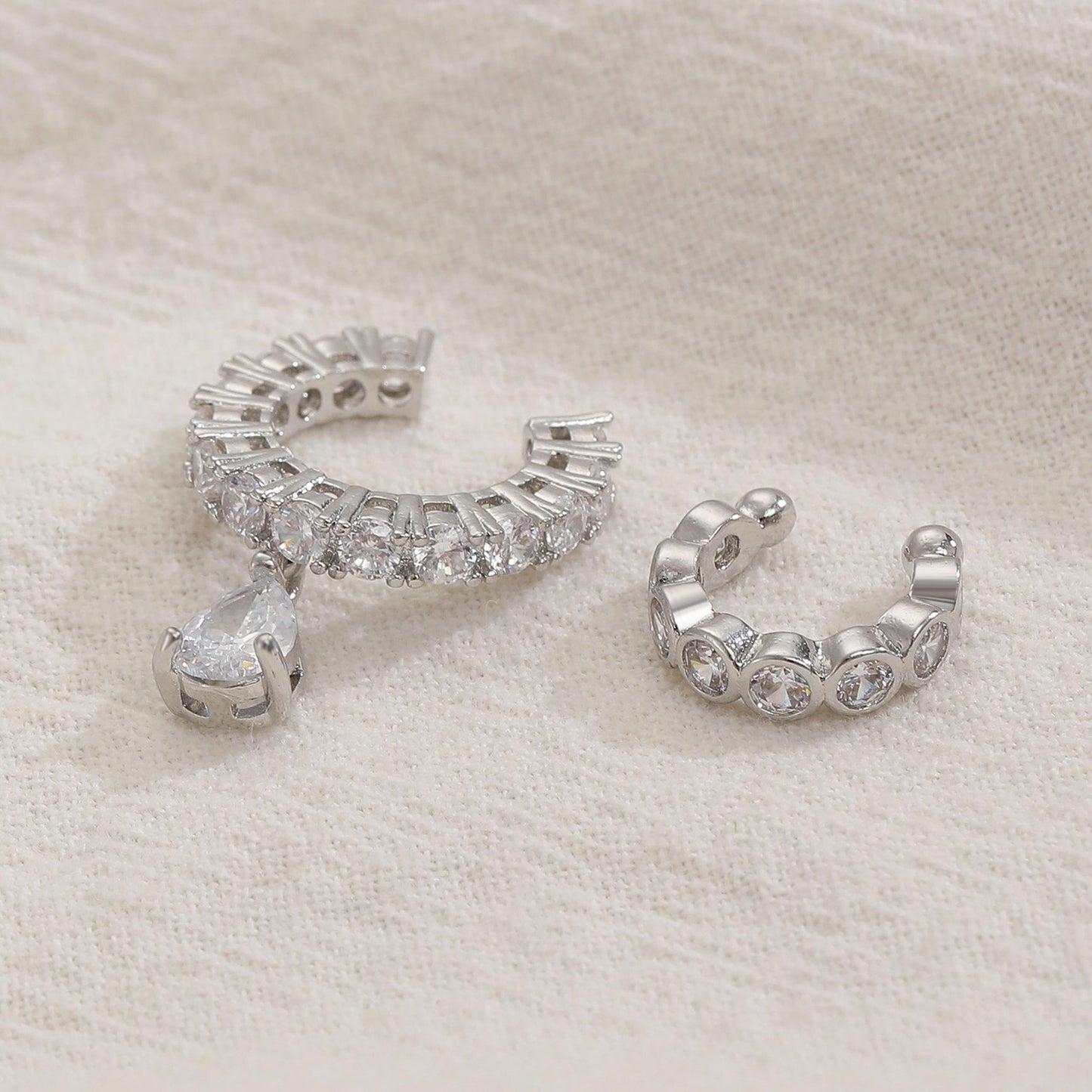 2 Pairs Hoop Earrings for Women Trendy Huggie Ear Cuffs Non Piercing Clip On Earring Silver Hypoallergenic Rhinestone Cartilage Earring Sets for Multiple Piercing Cute Small Jewelry Gift