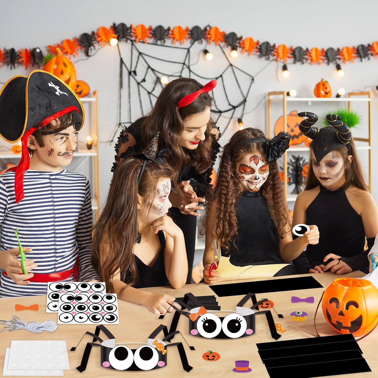 Qyeahkj 24 Sets Halloween Headbands Craft Kits DIY Spider Crown Art Sets Halloween Spider Paper Hat Making Kit DIY Stickers Art & Craft Adjustable Crown Party Decoration Holiday Activities Supplies