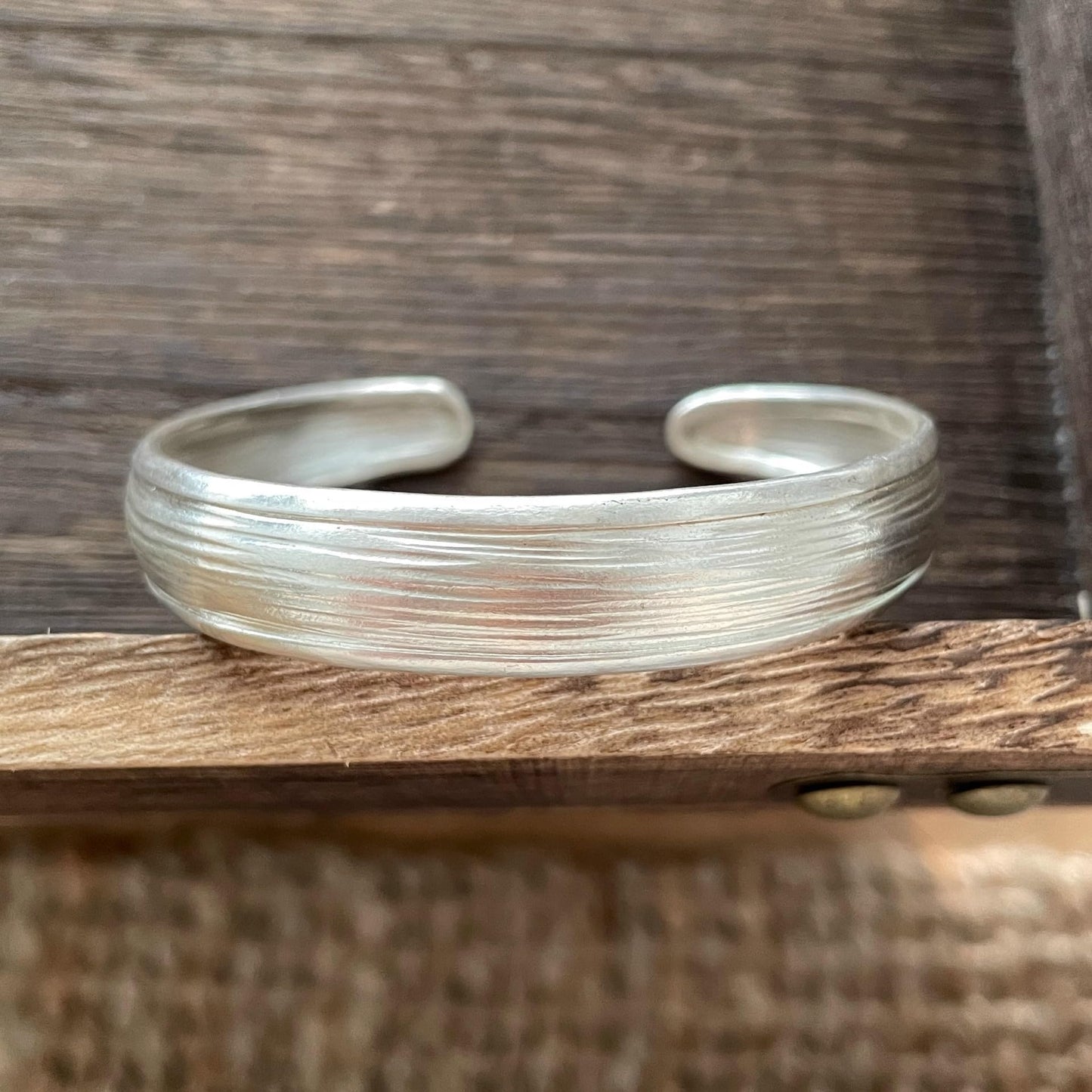 Handmade 925 Sterling Silver Bracelet for Women, Chunky Wide Frosted Bangle Bracelets for Men Trendy Open Adjustable Wrist Cuff Bracelets for Party Daily Wear Minimalist Jewelry for Birthday Christmas