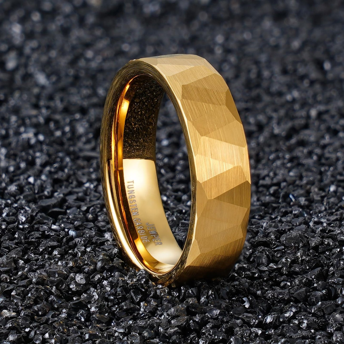 JEWPER 6MM 8mm Black/silver/gold Tungsten Rings for Men Womens Couple Fashion Jewelry Promise Engagement Wedding Band Hammered Inner ring inlaid with olive wood Carbide Polished Edge Comfort Fit