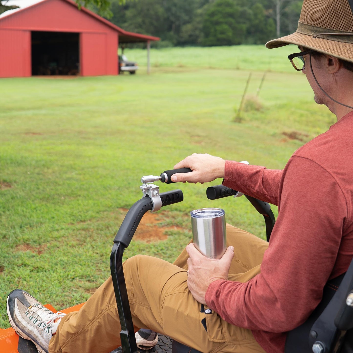Zero-Turn Bar for One-Hand Operation of Zero-Turn Mowers