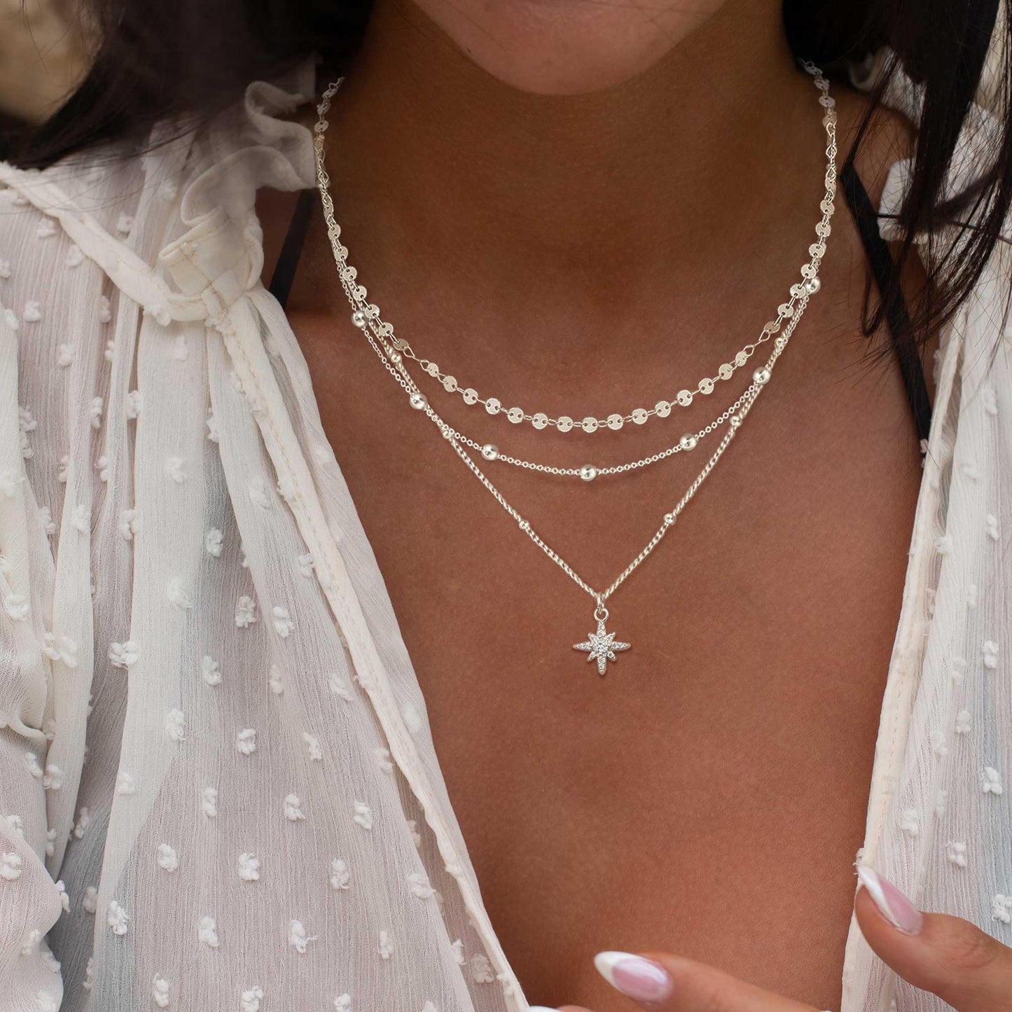 XIXINI Silver Necklace for Women, Layered Silver Necklace Stack Dainty Layering Star Pendant Necklace Simple Silver Choker Necklaces for Women Trendy Fashion Silver Jewelry