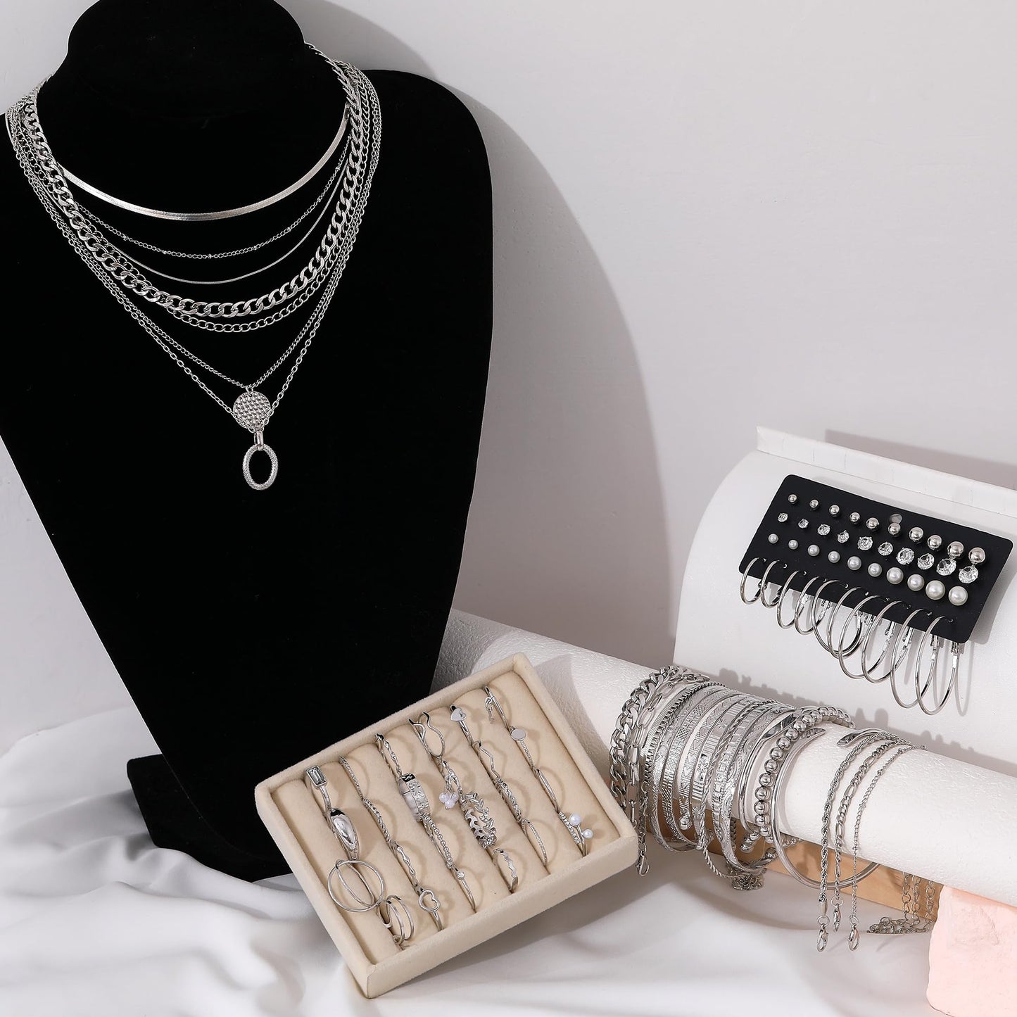 FAXHION 68 Pcs Gold Jewelry Set for Women with 7 Necklace, 17 Bracelet, 5 Hoop Earrings, 15 Stud Earrings, 24 Knuckle Rings for Women Jewelry Set for Women