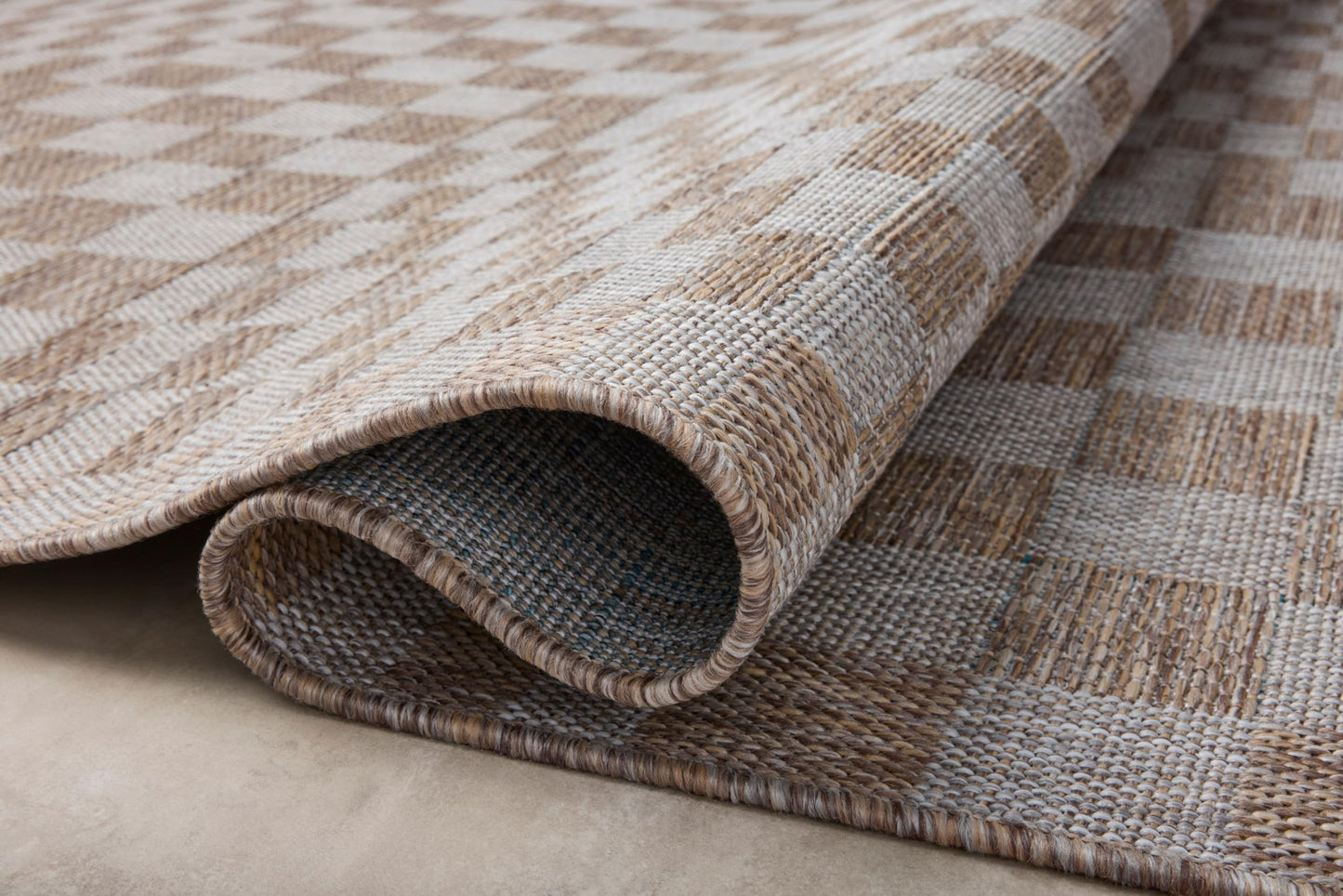 Loloi Amber Lewis Topanga Collection TOP-03 Natural/Dove 3'-11" x 5'-11" Indoor/Outdoor Accent Rug