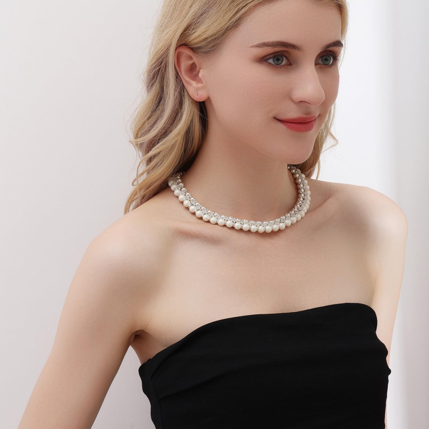 AILUOR Pearl Necklace for Women, Round Imitation Pearl Choker Necklace 20s Flapper Pearls Accessories for Themed Party Dainty Beaded Choker for Women (Two-tone)