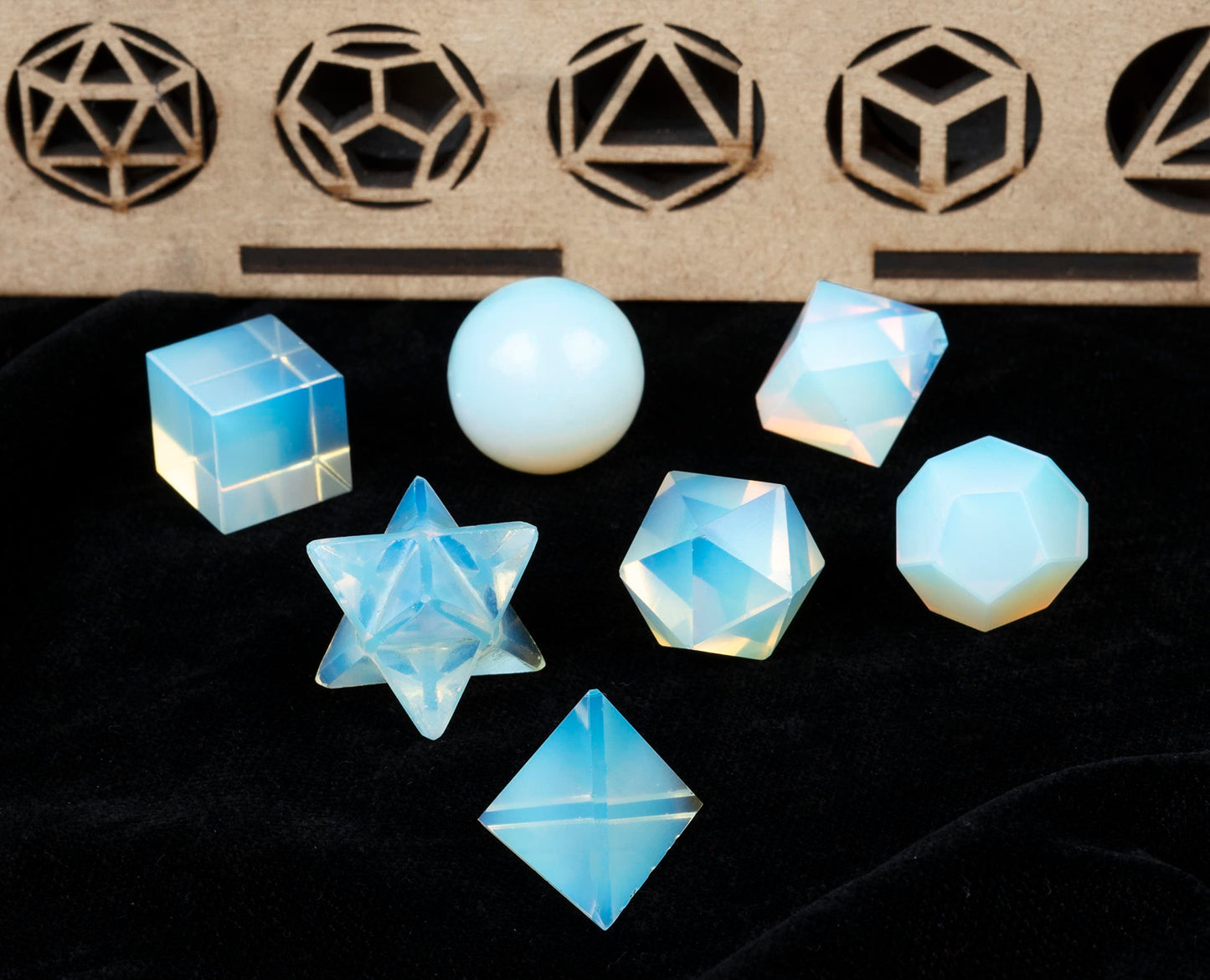 Crocon Opalite 7Pcs Platonic Solids Crystal Geometry Set, Platonic Solids Sacred Geometric Stones for Meditation Reiki Balancing Healing Chakra Stone Cleansing Spiritual Good Luck (15-20 mm)