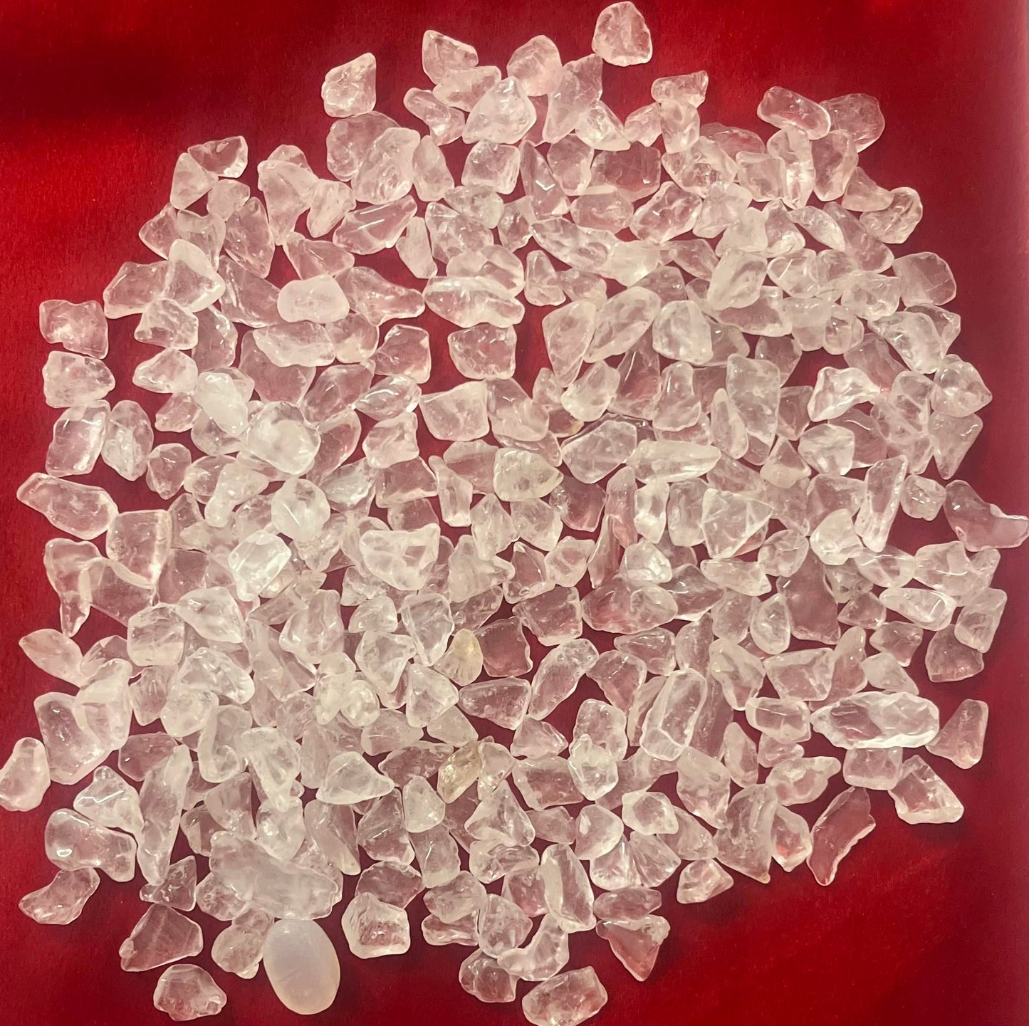 Indian Consigners Natural Crushed Polished Tumbled Gem Stone Chips, Decoration & Healing Crystals (Clear Quartz)