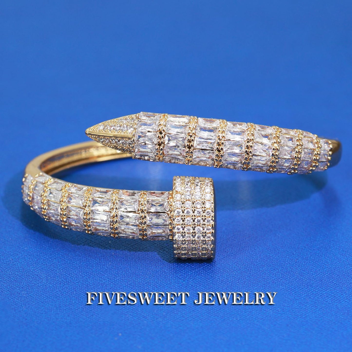 FIVESWEET 2-Pack 18K Gold Plated Gold & Silver Rivet Design Bangle Bracelets for Women, Zinc Alloy with 3A Cubic Zirconia, Full Paved Sparkling Zircon, Luxury & Personalized Jewelry, Perfect for Weddings, Parties, Daily Wear, Ideal Gifts for Valentine's D