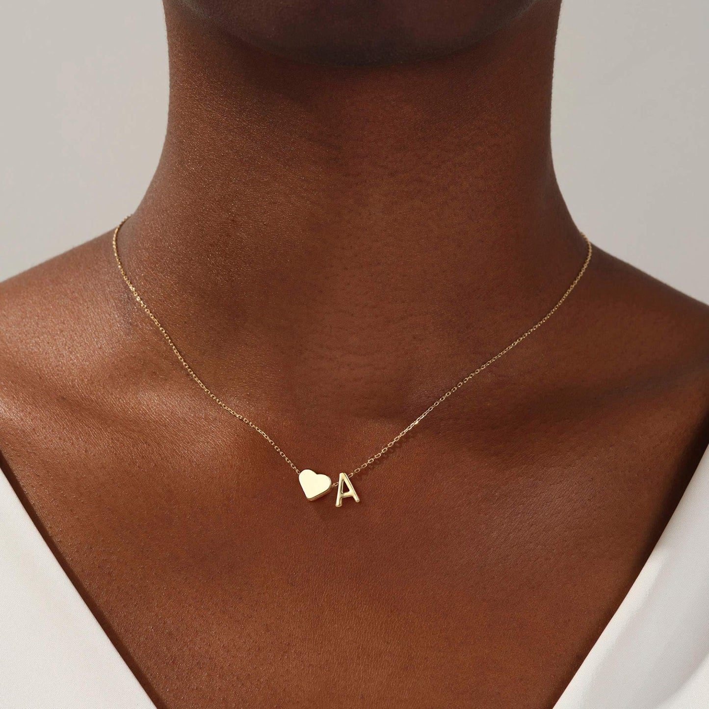 Turandoss Initial Necklaces for Women Trendy, Tiny Heart Initial Q Necklace Dainty Heart Necklaces Tiny Personalized Monogram Name Necklace for Women Jewelry
