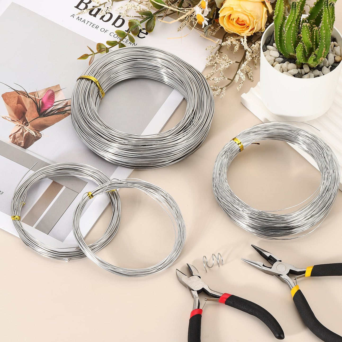 MECCANIXITY 82 Feet Aluminum Craft Wire, 20/18 Gauge (0.8/1mm) Sculpting Metal Armature Craft Wire for DIY Jewelry Making Beading Floral with Cutter Silver, 3 Pcs