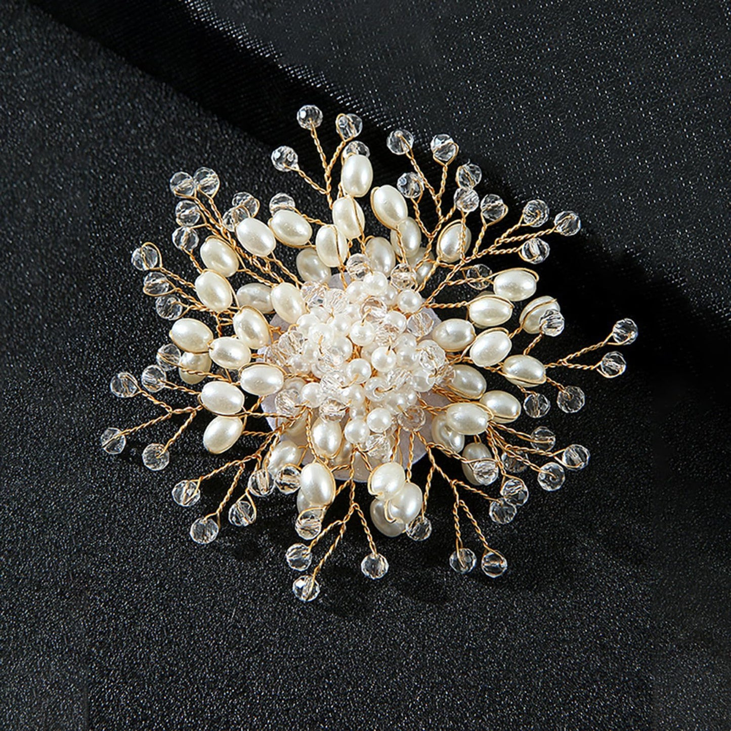 Charm White Pearl Brooch Pins for Women,Striking Large Pearl Flower Statement Costume Pin Graceful Wedding Anniversary Prom Jewelry Gifts (Pearl1)