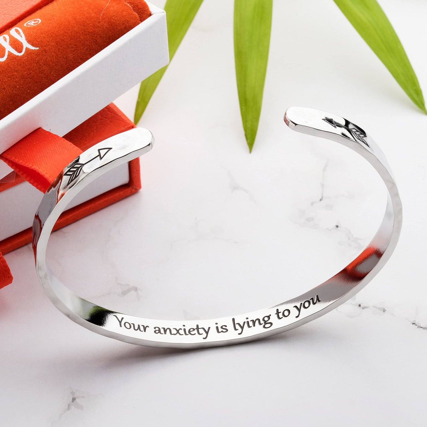 Carviell Anxiety Bracelet, Stress Relief Gifts for Women, Cuff Bracelets, Things for Teens, Anxiety Relief Items, Teenagers Jewelry