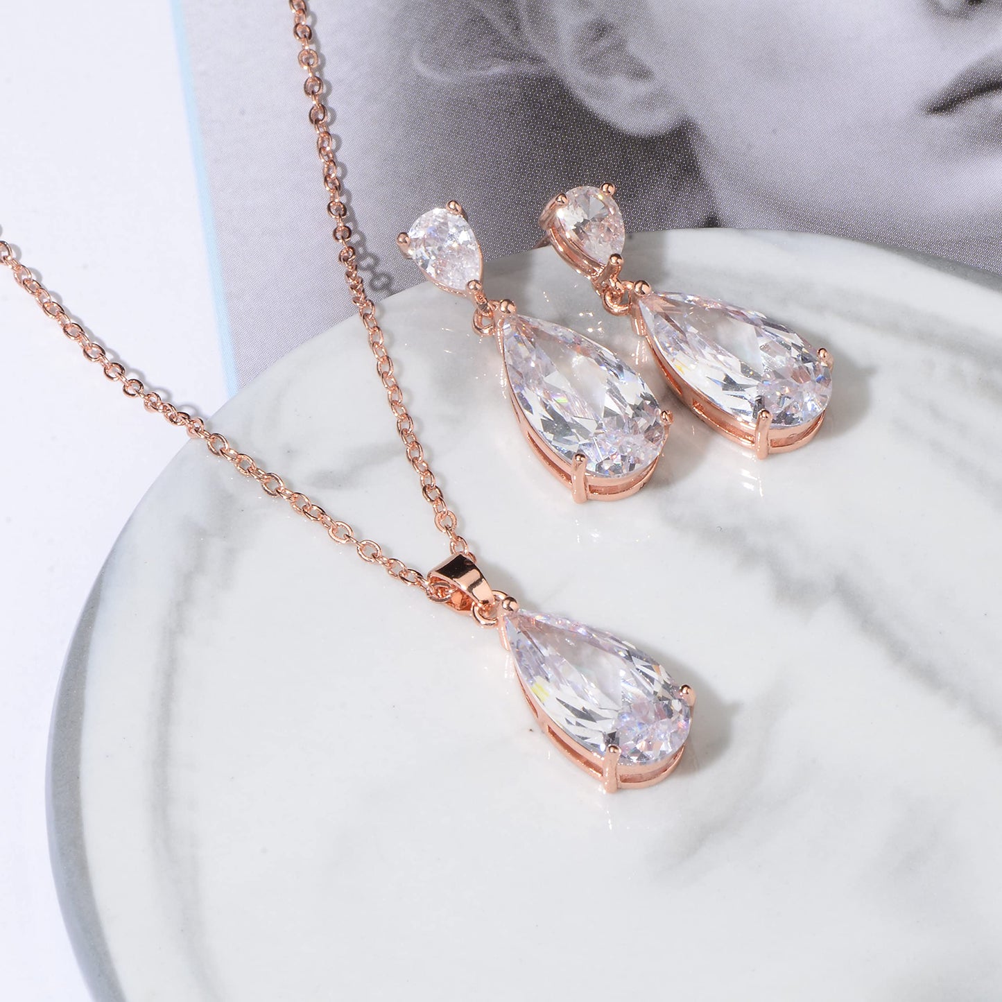 Wedding Jewelry Set for Bridesmaids Sterling Silver Teardrop CZ Crystal Cubic Zirconia Rhinestone Diamond Bridal Necklace Earrings Set for Bride Mother of Bride Party Prom Birthstone Costume