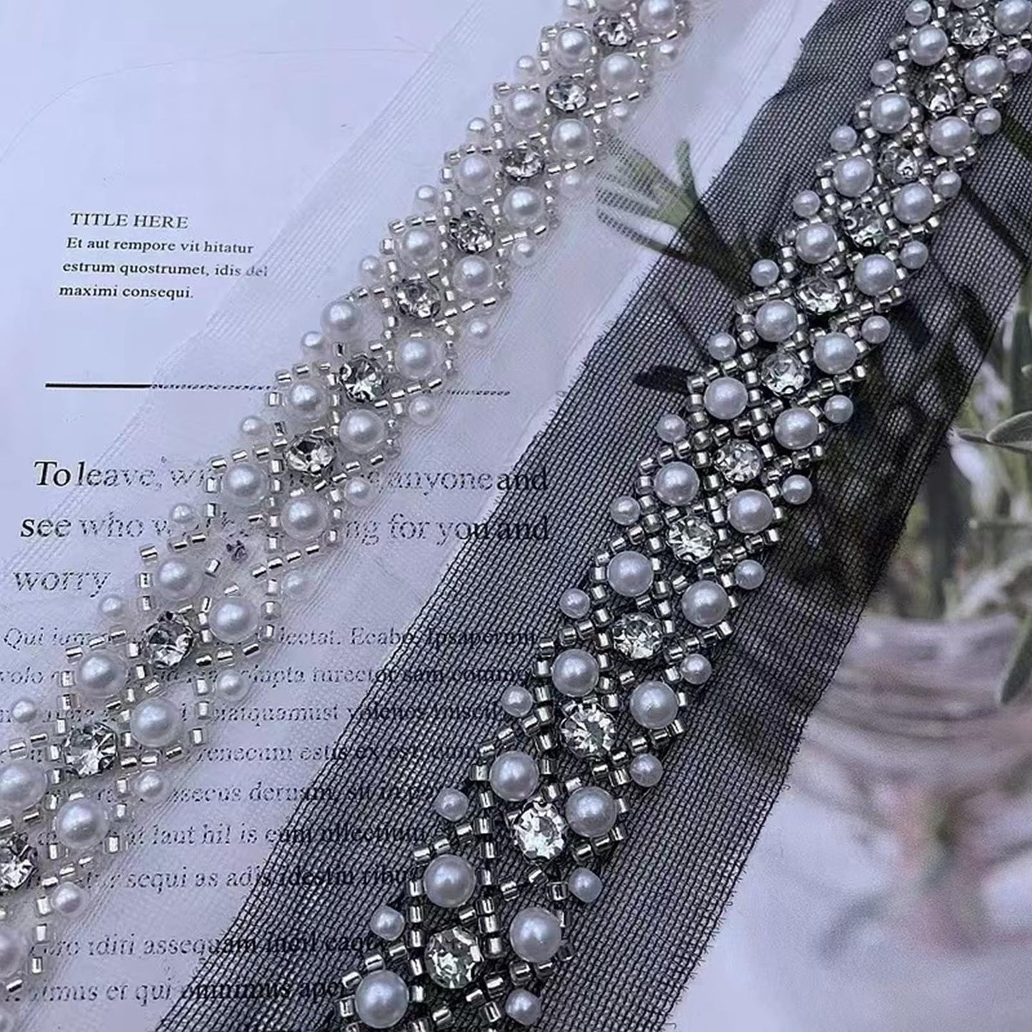 LDDGZS 2cm Woven Pearl Embroidery lace, Flash Diamond DIY Clothing Collar Sleeves Pearl Piping Decorative Strip, Dress, Fashion Clothing Decorative Accessories.(2yards) (White)