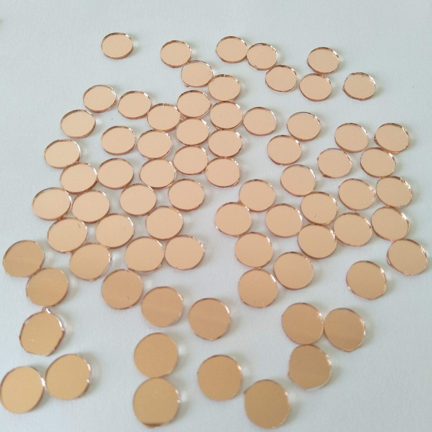 200PCS Round Glass Mirror Mosaic Tiles,Crafts Glass MirrorTiles,Real Circle Glass Mirror Table Scatter, Round Mirror Mosaic (Light Rose Gold, 1/25 in)