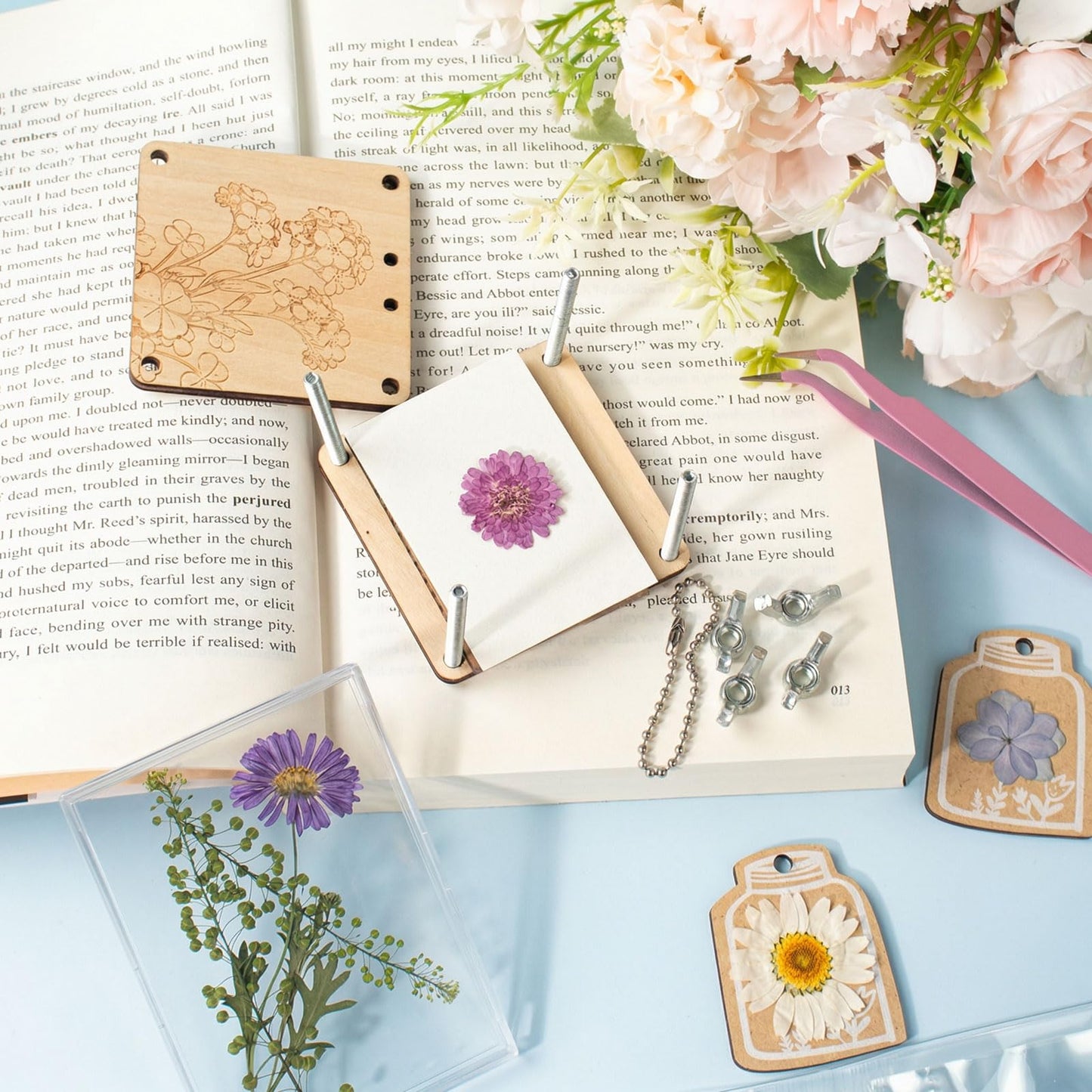 YPJXBEST Mini Flower Press Kit,2.55"x2.55" Portable Pocket Flower Press DIY Botanical Crafts Mini Plant Preservation Kit for Hiking & Nature Journaling Arts and Crafts Lovers,Plant Lover Gifts
