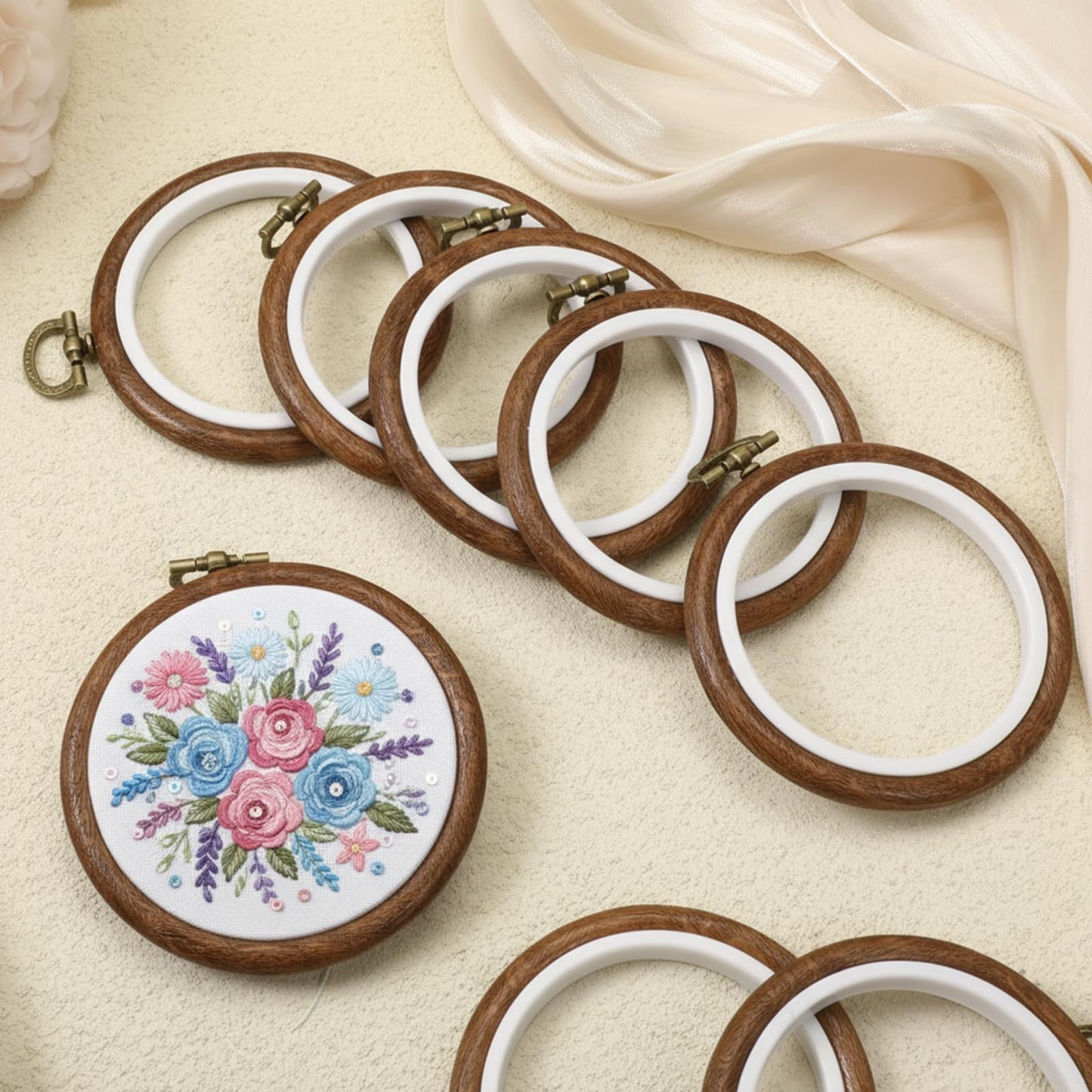 Yuanan 15 PCS 3 Inch Embroidery Hoops, Decorative Imitated Wood Cross Stitch Hoops Small Embroidery Hoop Bulk Embroiderys Hoop Circle Embroiderys Frame for DIY Art Craft Sewing Hanging Ornaments