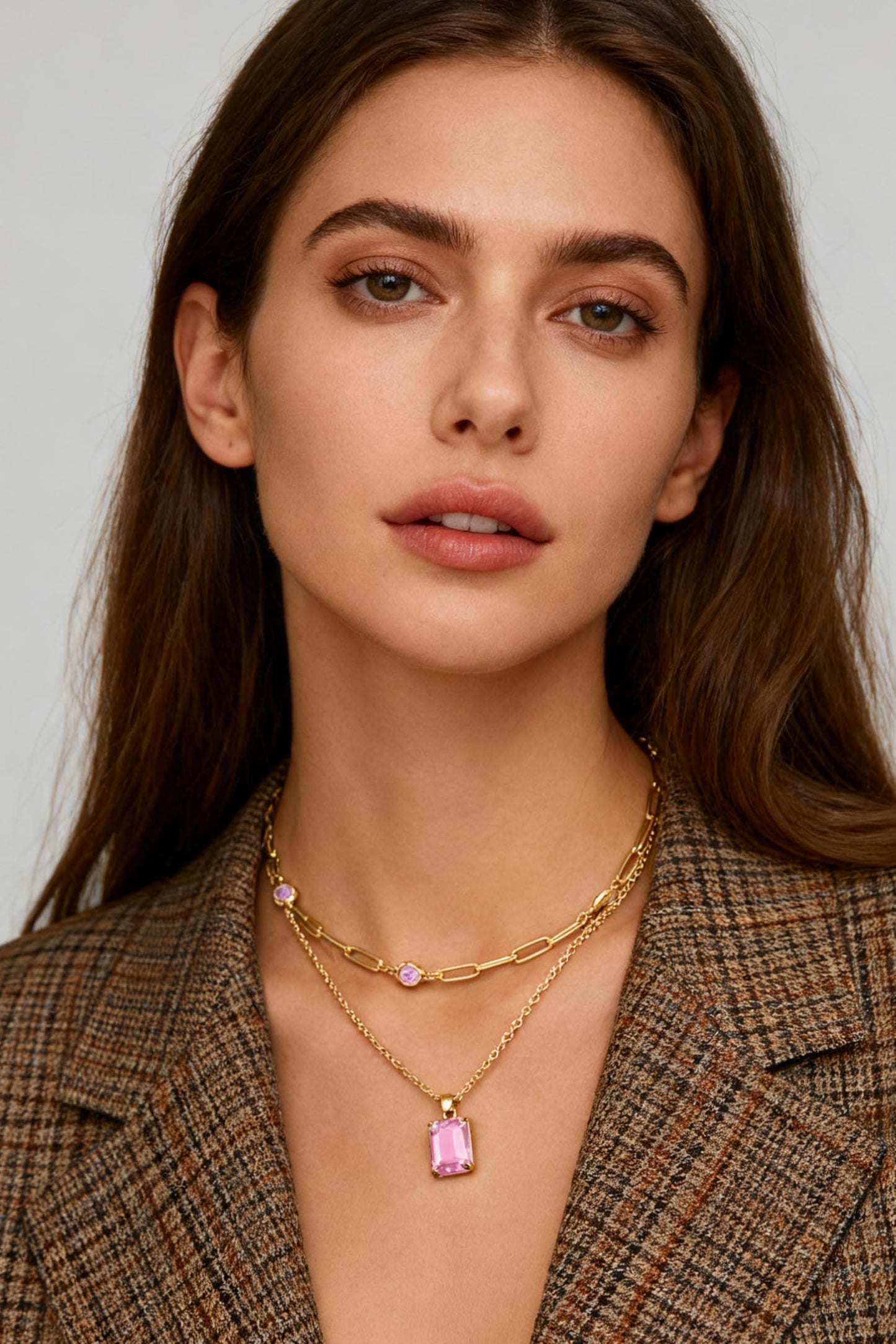 VANGETIMI Pink and Gold Layered Pendant Necklaces for Women 14k Gold Plated Crystal Choker Necklace Paperclip Rhinestone Necklace Party Prom Jewelry
