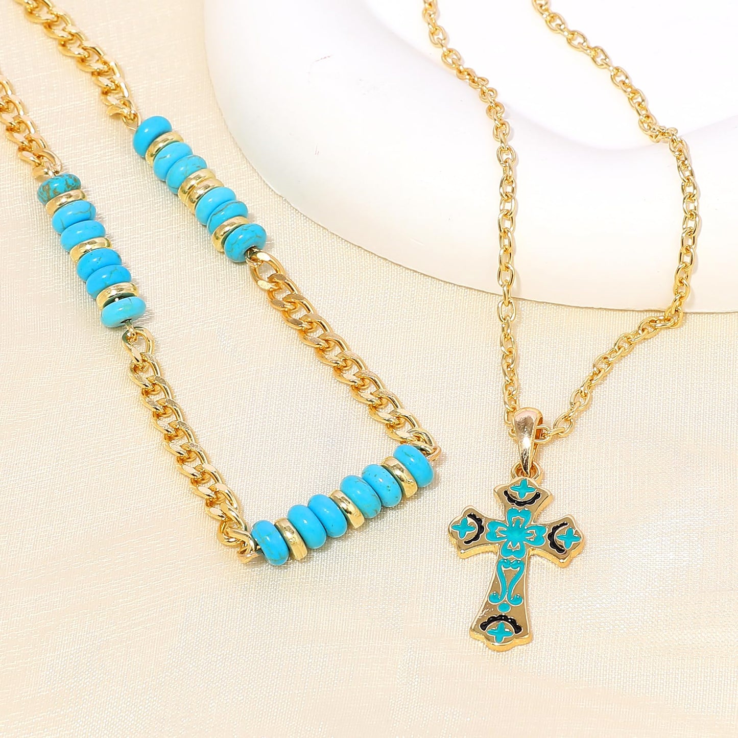Bohemian Layered Turquoise Beaded Cross Necklace for Women, Turquoise Stone Beads Green Enamel Cross Pendant Necklace with Vintage Pattern Adjustable Gold Chain Boho Summer Beach Religion Jewelry Gift