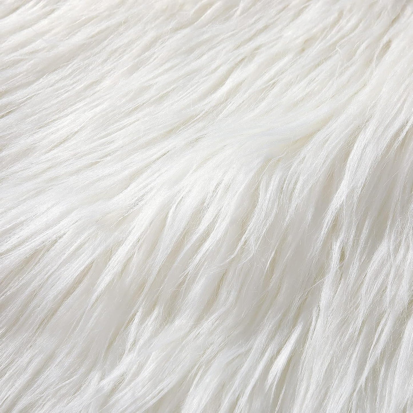 Tatuo 24 x 60 Inch White Faux Fur Fabric Halloween Fluffy Fuzzy Craft Fake Fur Cuts Shaggy Synthetic Plush Patch Sewing DIY Winter Christmas Costume Gnome Beard Miniature Dolls Rugs Mat Gift
