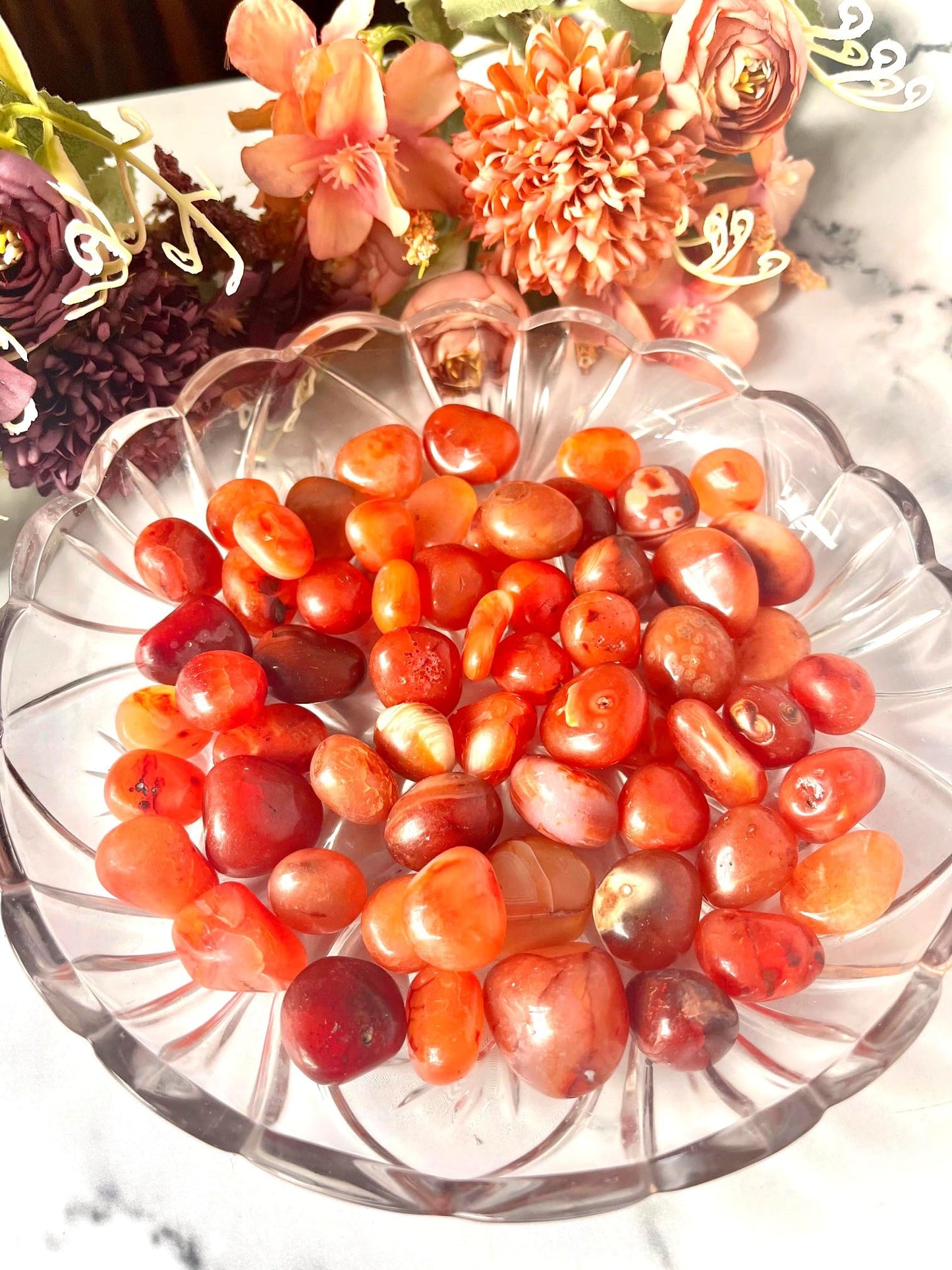 CRYSTALMIRACLE Natural Seven Carnelian Tumbled Stone Set for Healing Reiki Feng Shui Gift Home Office Peace Meditation Decor