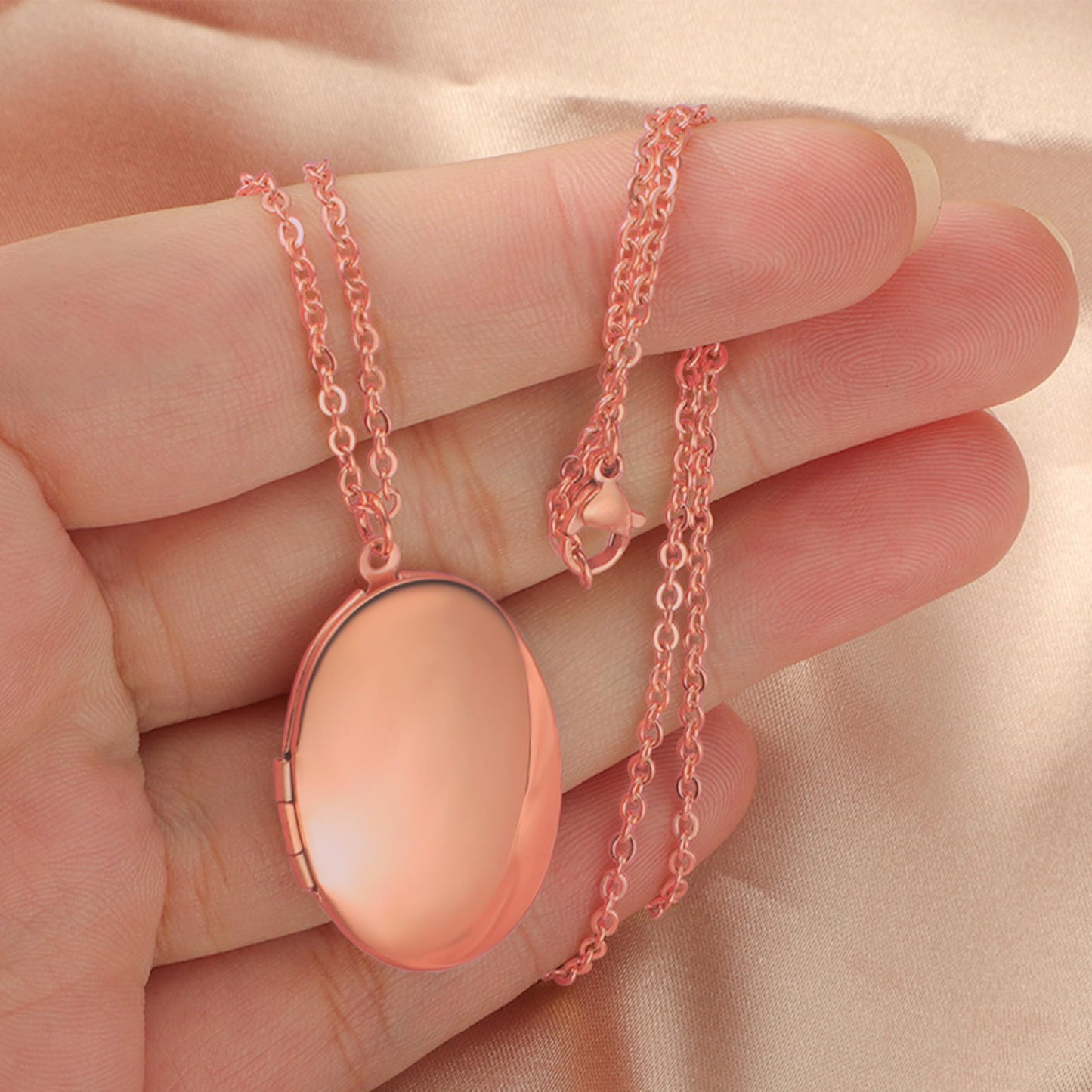 Rose Gold Glossy Oval Lockets Personalized Necklaces for Women Custom Photo Locket Necklace for Women Text & Symbols Engraved Customized Lockets Gifts for Mom Daughter