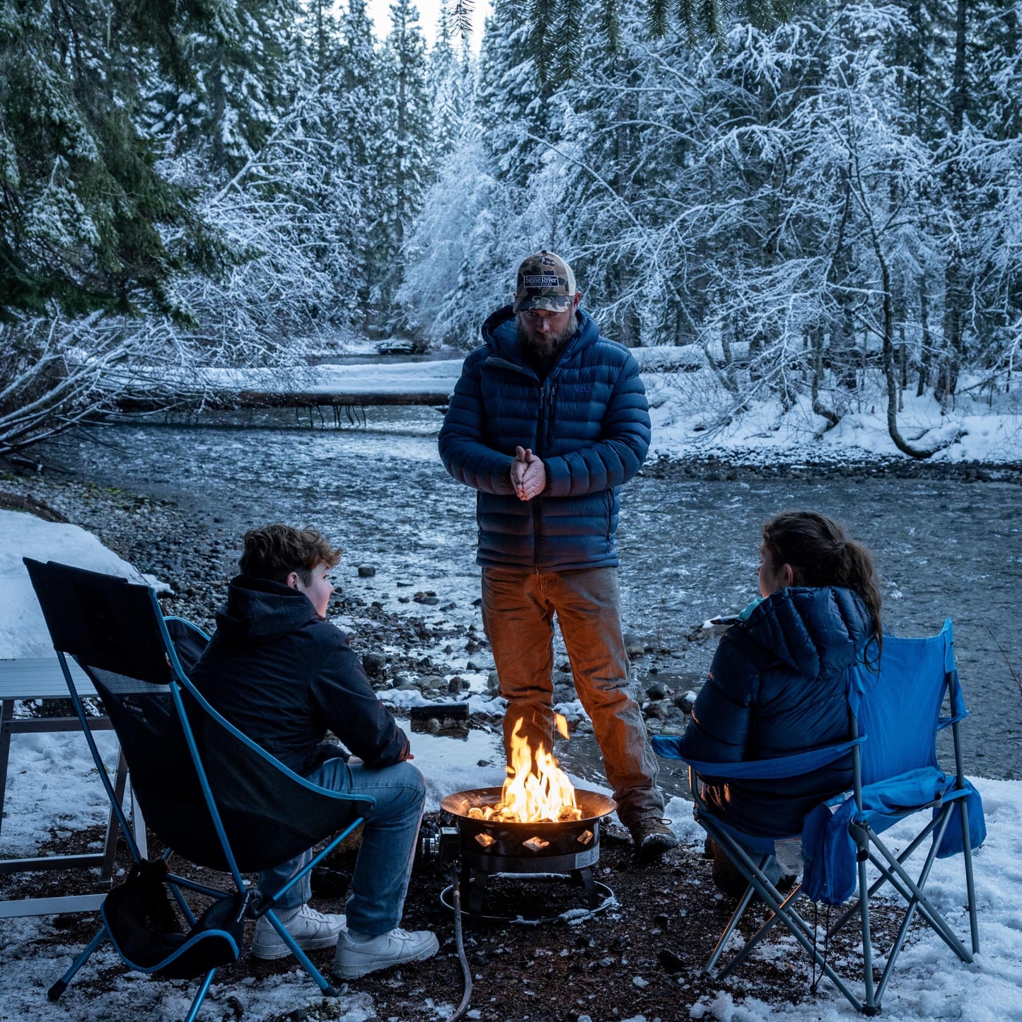 Flame King Smokeless Propane Fire Pit, 19-inch Portable Firebowl, 58K BTU with Self Igniter, Cover, & Carry Straps for RV, Camping, & Outdoor Living