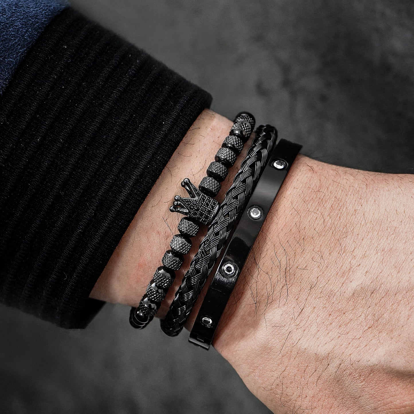 WFYOU 3PCS Stainless Steel Bracelets for Men Gold Roman Numeral Bangle Bracelet Twisted Cable Bracelet Adjustable Cuff Bracelet Mens Luxury Jewelry Bracelets Gifts(CZ Crown Black)