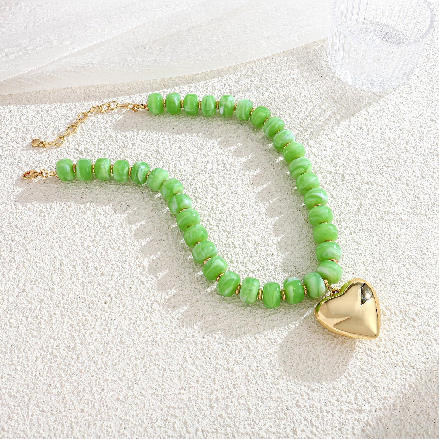 ENSKEFEN Puffy Gold Heart Pendant Necklaces for Women Boho Green Resin Acrylic Beaded Necklace Chunky Bead Choker Necklace Summer Fashion Jewelry