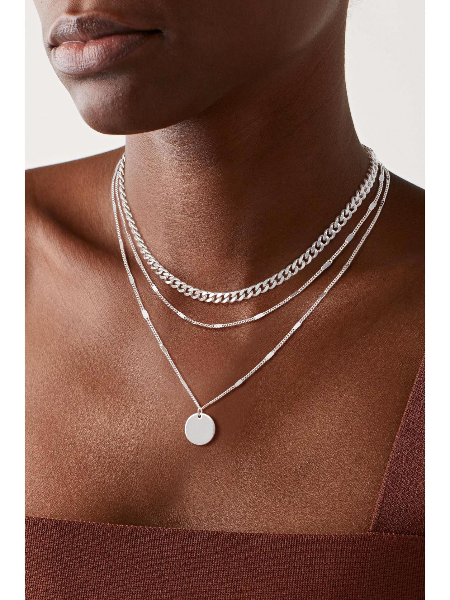 AGWOLF Gold/Silver Layered Necklaces for Women,Dainty 14k Gold Plated Stackable Choker Necklaces for Women,Trendy Layering Coin Chain Pendant Jewelry Set Gifts