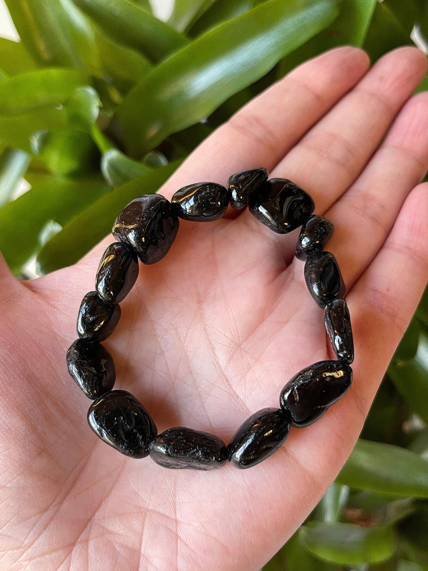 GAF TREASURES Black Tourmaline Crystal Nugget Bracelet, Genuine Black Tourmaline Tumbled Gemstone Bracelet, Healing Crystal Bracelet, Gift for Men & Women (1)