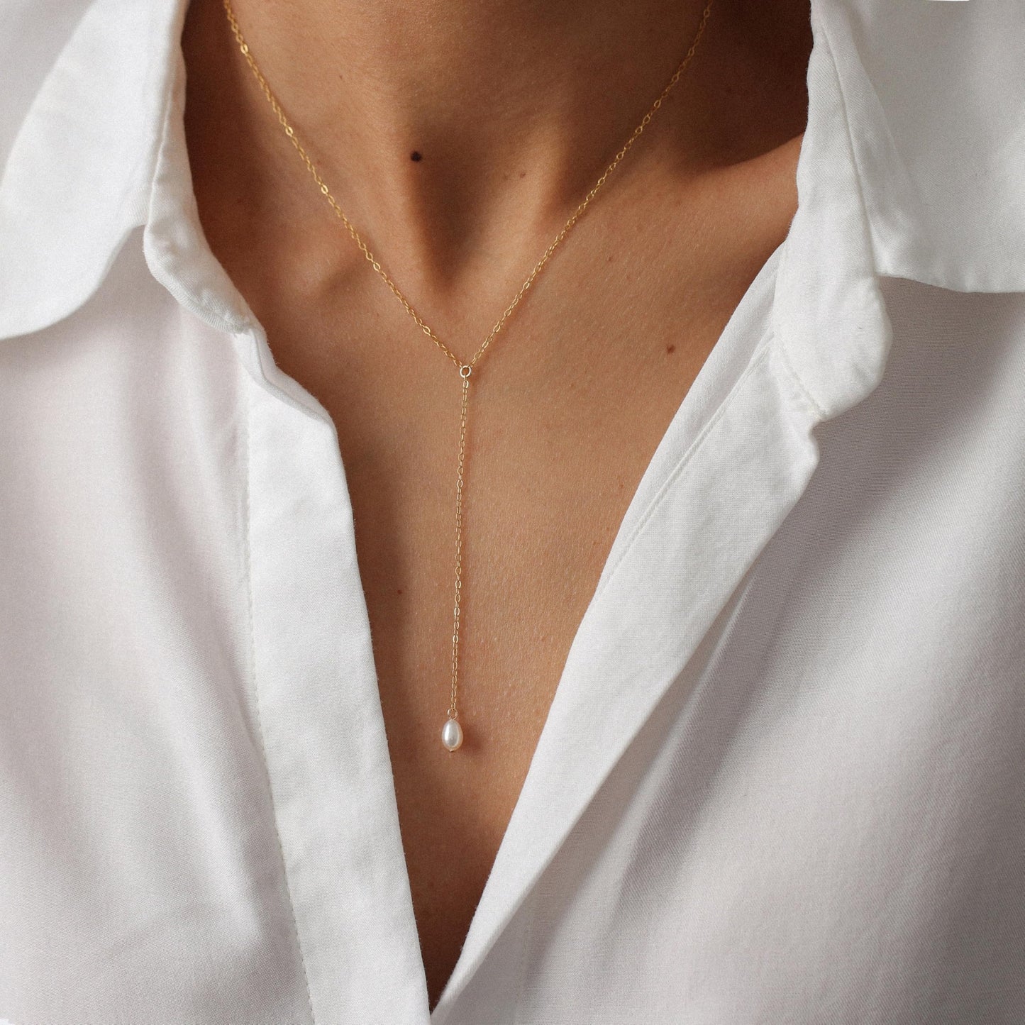 Treasure Bender Lariat Pearl Gold Necklace for Women Dainty Long 14k Gold Plated Y-Shaped Body Chain Choker Necklace Pendant Charm Necklaces Trendy Non Tarnish Gold Jewelry for Women