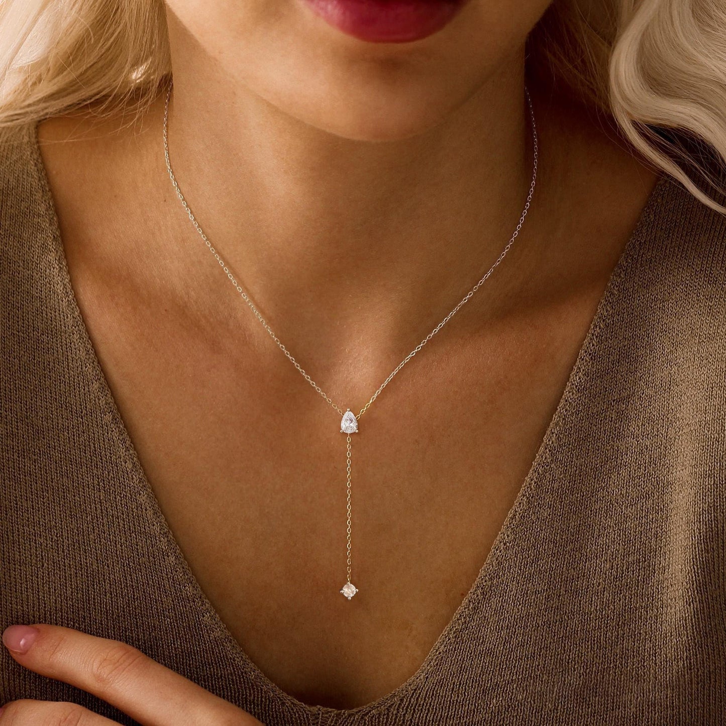 FUCJOEE Silver Necklace for Women - Dainty Long Silver Necklace Simple Teardrop CZ Y Shaped Drop Necklaces Statement Lariat Necklace Cute Long Necklaces for Women Trendy Silver Prom Jewelry Gifts