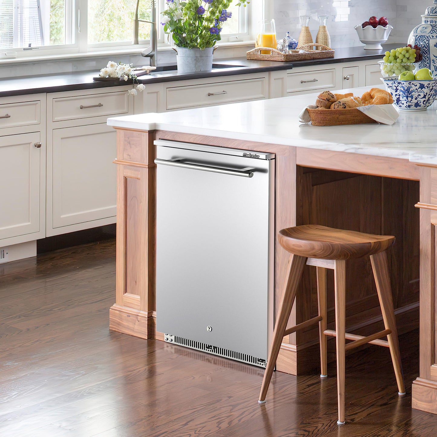 Frostronics 24 Inch Outdoor Beverage Refrigerator, 168 Can Built-in & Freestanding Cooler, 26°F Sub-Zero Beer Fridge, IPX4 Waterproof SUS304, NSF7 Commercial Grade for Patio & Outdoor Kitchen