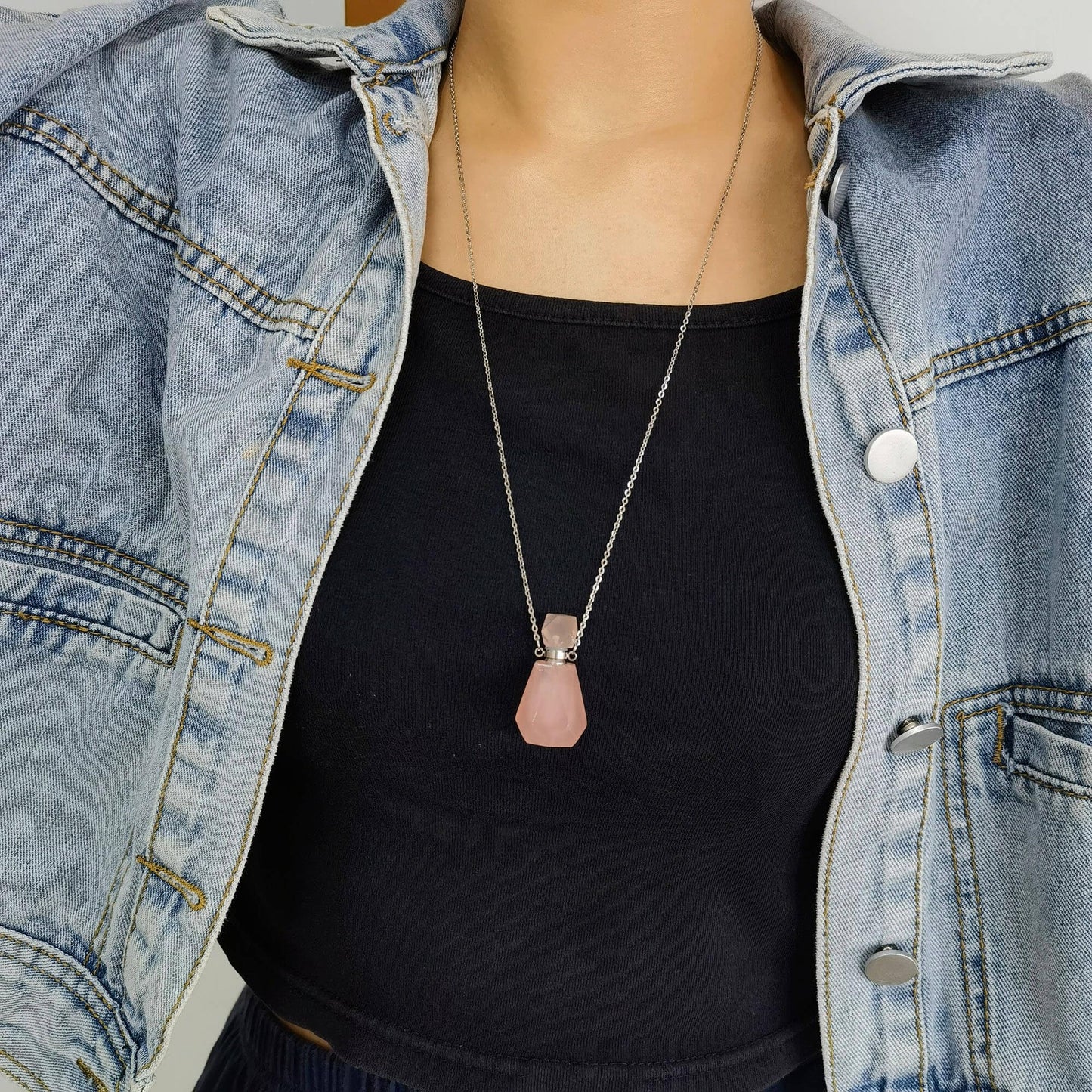 Rose Quartz Necklace, Rose Quartz Necklace, Rose Quartz Crystal Perfume Bottle Necklace with Stainless Steel Chain, Vintage Vial for Essential OilRose Quartz Crystal Perfume Bottle Necklace with Stainless Steel Chain