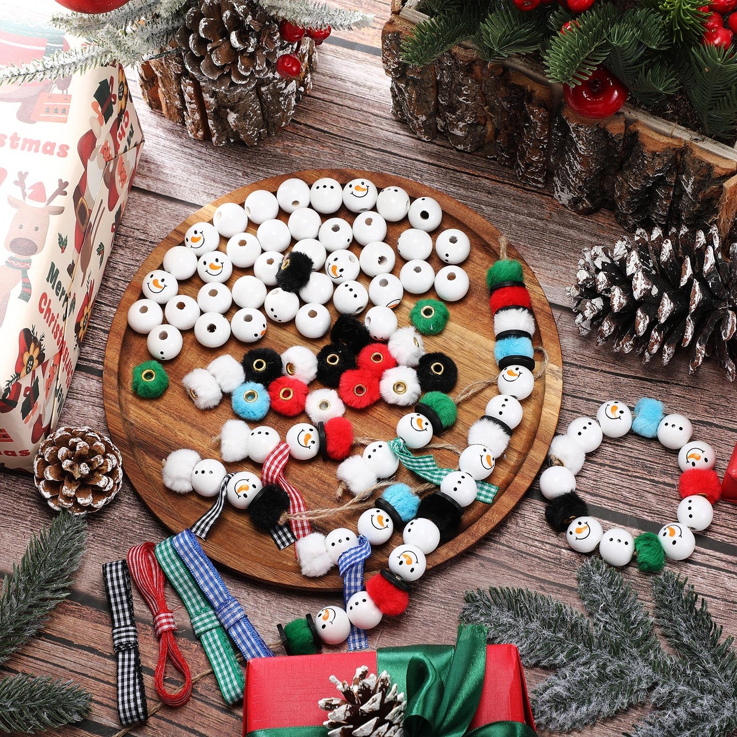 Amyhill 120 Pcs DIY Christmas Snowman Wooden Beads for Craft, Fuzzy Faux Fur Poms, Winter Wood Beads Buffalo Plaid Colorful Print with Twine, for Party Xmas Santa Tree Jewelry Home(Red Green Blue)