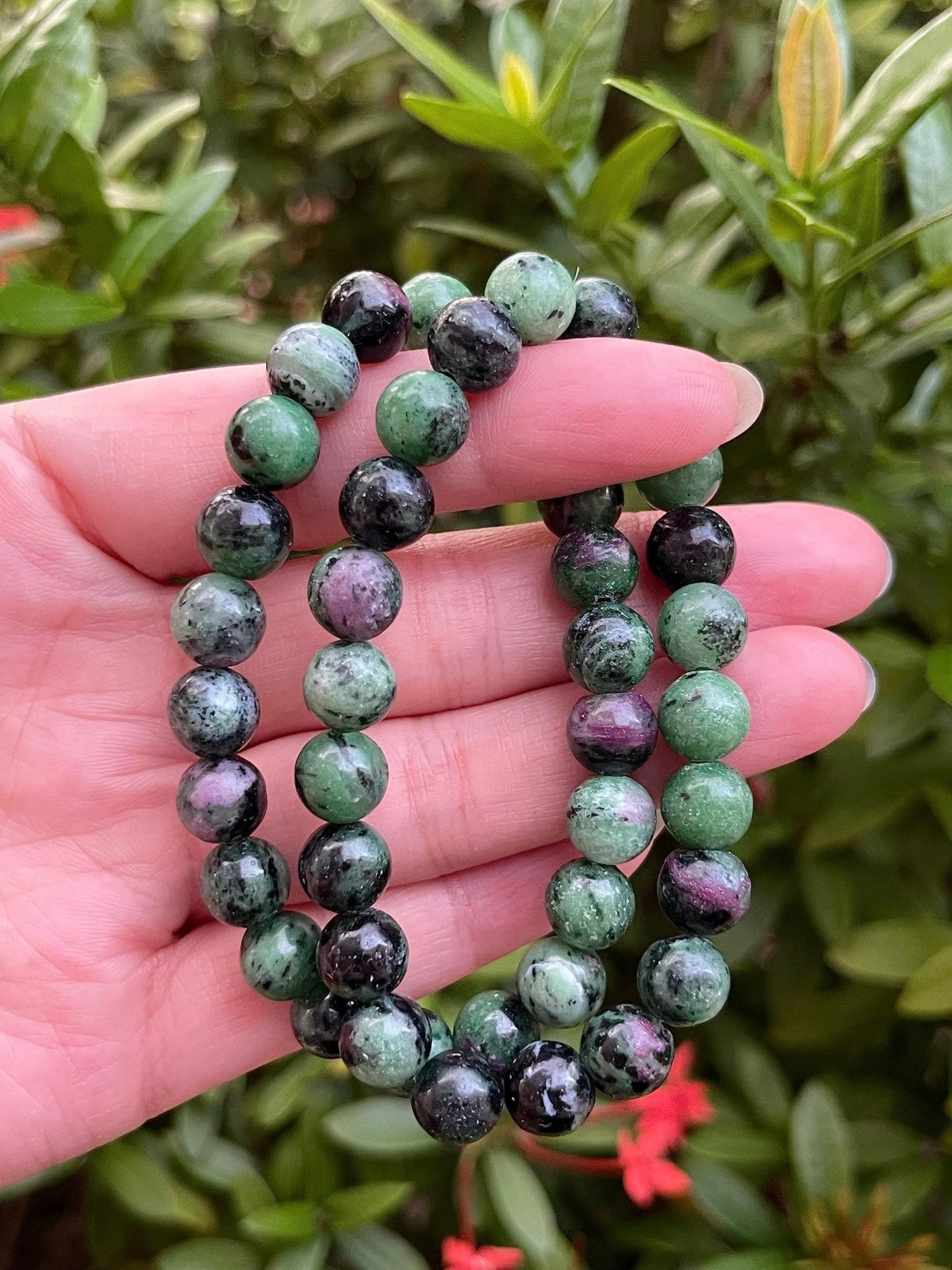 GAF TREASURES Ruby Zoisite Crystal Bead Bracelet 8mm, Genuine Ruby Zoisite Stretch Gemstone Bracelet, Healing Crystal Bracelet, Gift for Men & Women (1)