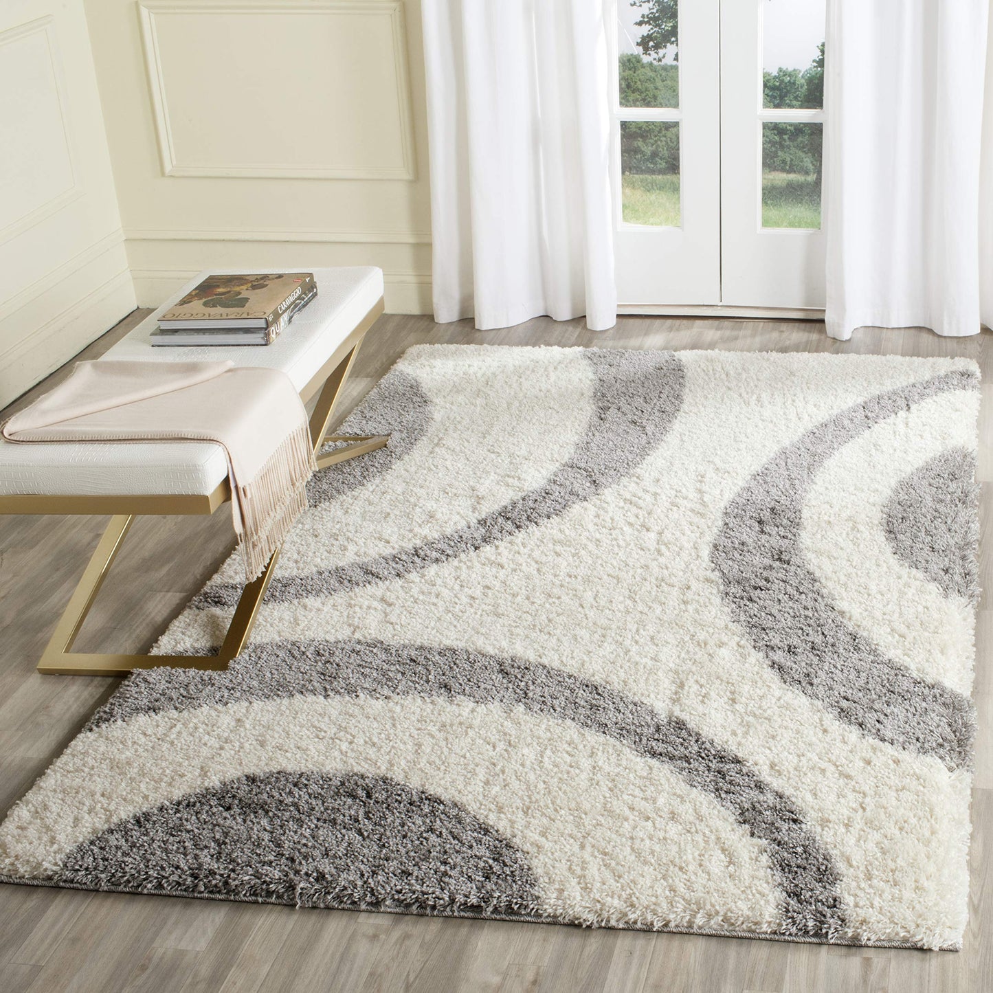 SAFAVIEH Portofino Shag Collection Accent Rug - 4' x 6', Ivory & Grey, Non-Shedding & Easy Care, 2-inch Thick Ideal for High Traffic Areas in Entryway, Living Room, Bedroom (PTS213A)