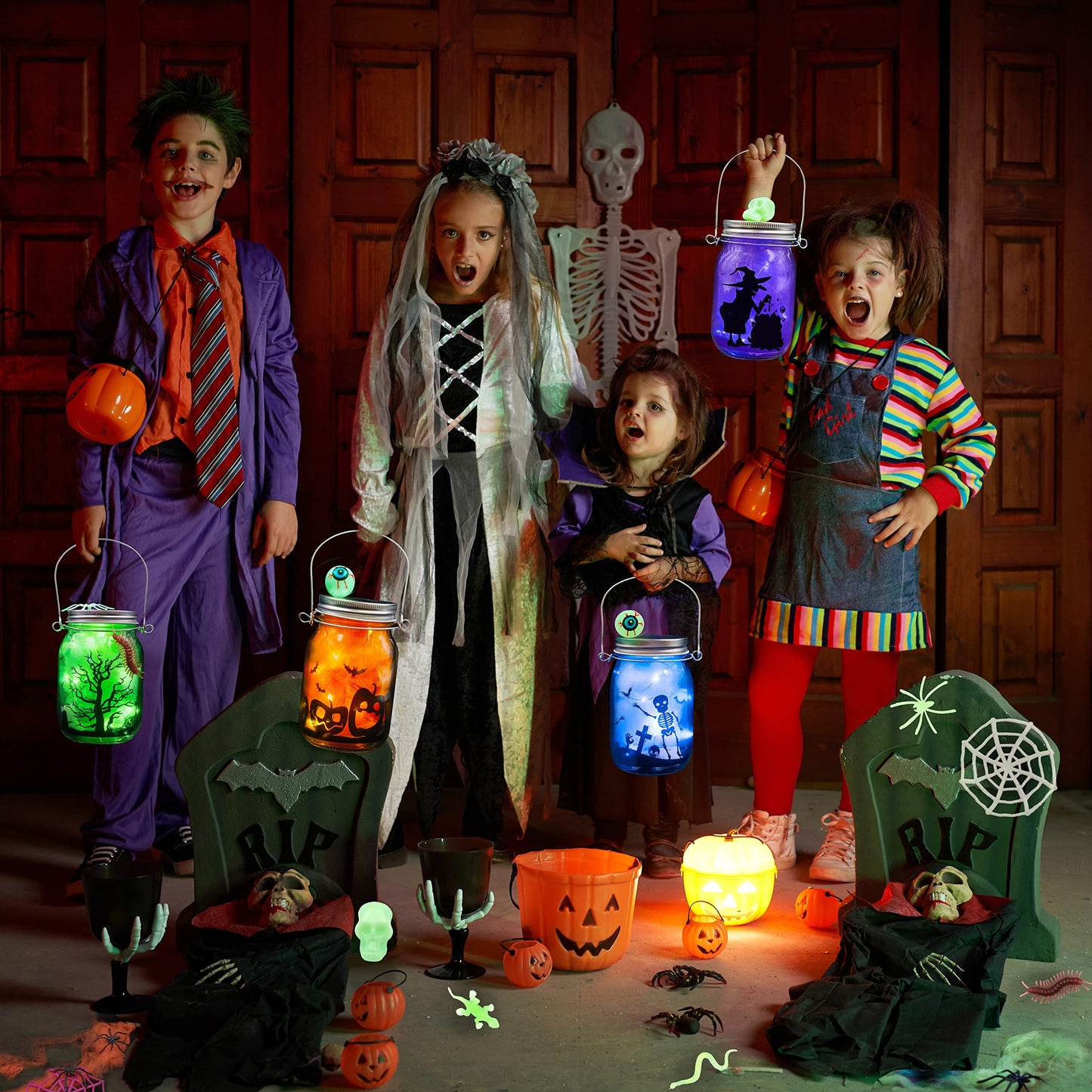 Shemira Halloween Craft Kit for Kids, 4 pcs Glass Mason Jar with Accessories for DIY Lantern Jar, Halloween Art & Craft Party Supplies, Art Activities