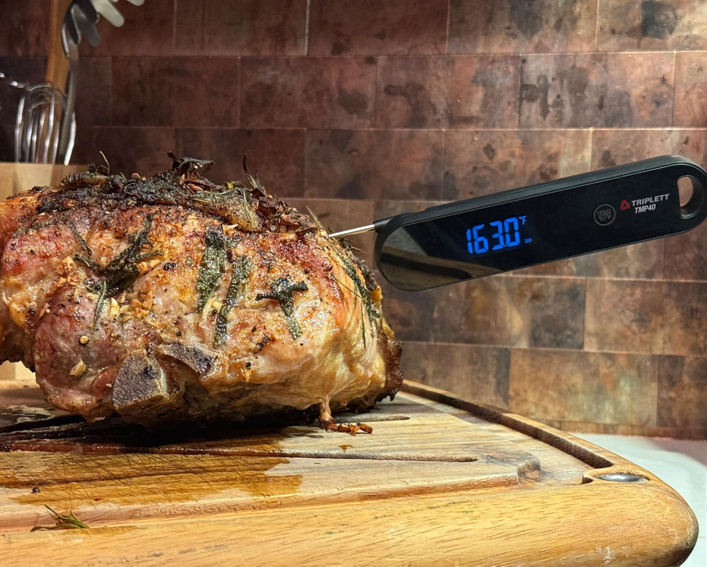 Triplett TMP40-NIST Digital Food Thermometer with Quick-Read Probe and Certificate of Traceability to NIST