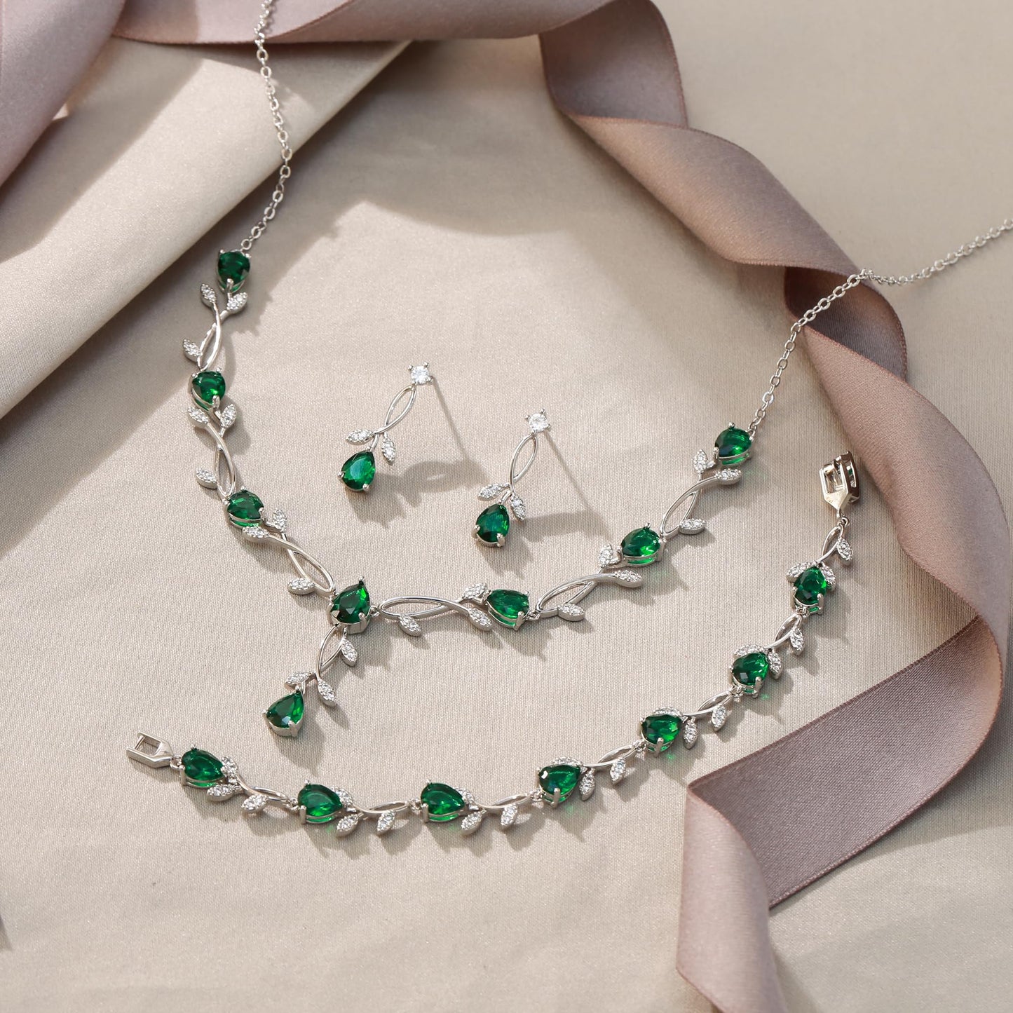 EVER FAITH Wedding Party Jewelry Set for Women, Green Teardrop Cubic Zirconia Leaf Vine Costume Prom Necklace Dangle Earrings Bracelet Sets for Women