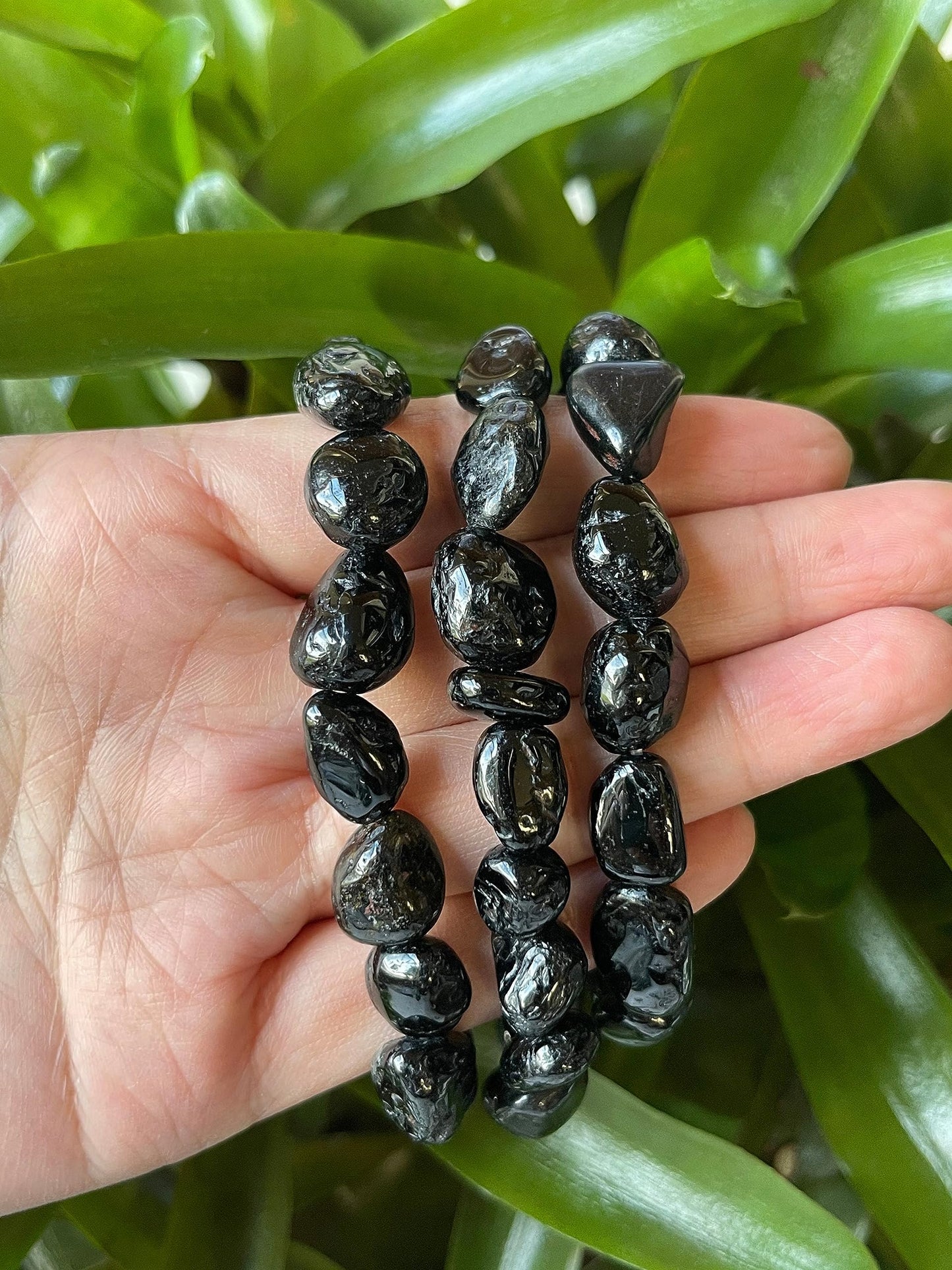 GAF TREASURES Black Tourmaline Crystal Nugget Bracelet, Genuine Black Tourmaline Tumbled Gemstone Bracelet, Healing Crystal Bracelet, Gift for Men & Women (1)