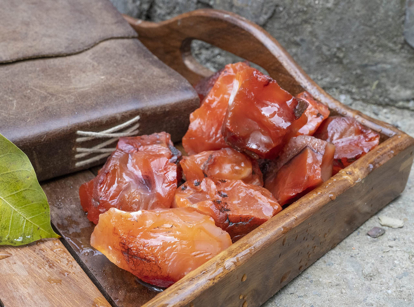 Crocon® 2LB Carnelian Rough Bulk Rocks Natural Stone Spiritual Gifts Raw Gemstone Crystals and Stones Tumbling Cabbing Polishing Gem Mining Chakra Balancing Reiki Healing Home Office Décor