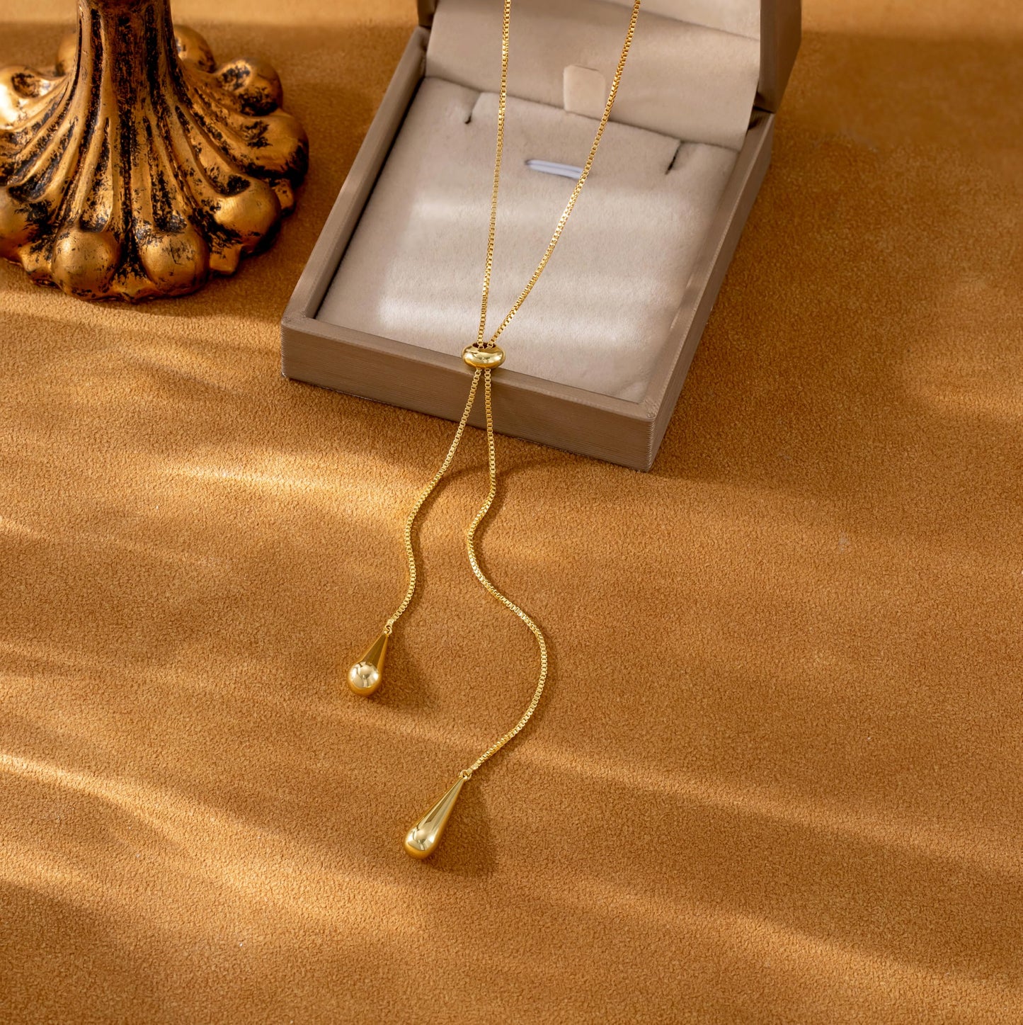 CHESKY Lariat Gold Necklace for Women, Dainty Long Necklace 14k Gold Plated Y-Shaped Pendant Necklace Trendy Large Water Droplet Chain Drop Necklaces Simple Gold Jewelry for Women Gifts